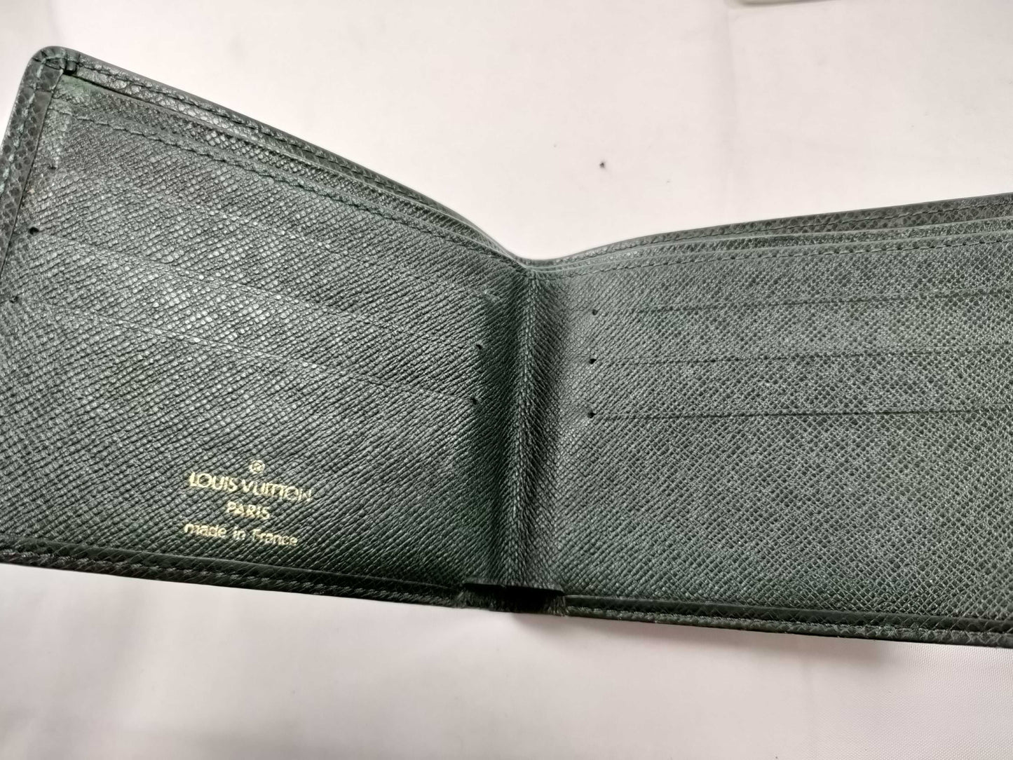 LOUIS VUITTON Taiga Bifold Wallet Brown/Green 2-Piece Billfold
