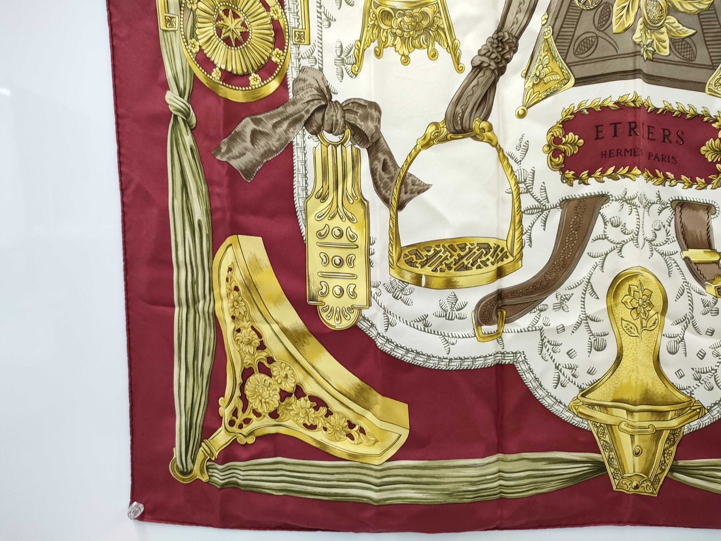 HERMES Carre 90 ETRIERS Scarf
