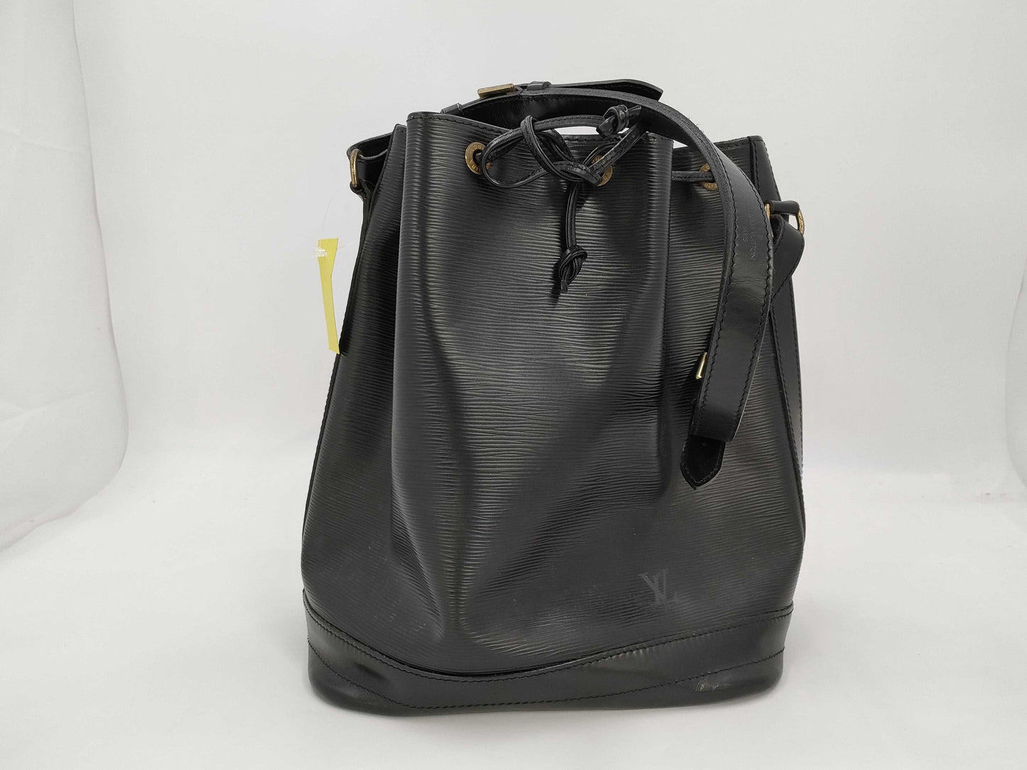 LOUIS VUITTON VI0973 Epi Noe Shoulder Bag