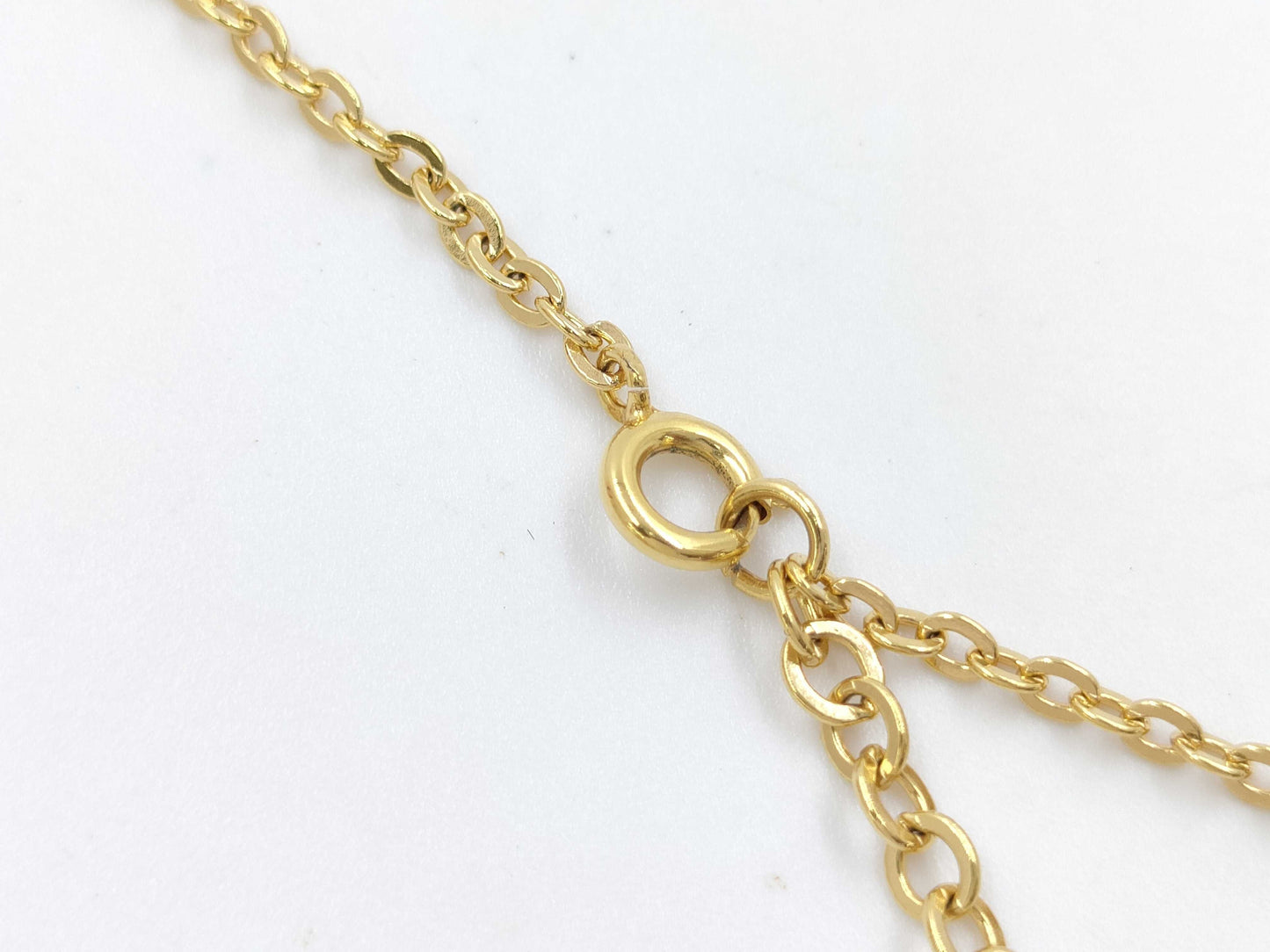 Dior logo necklace necklace