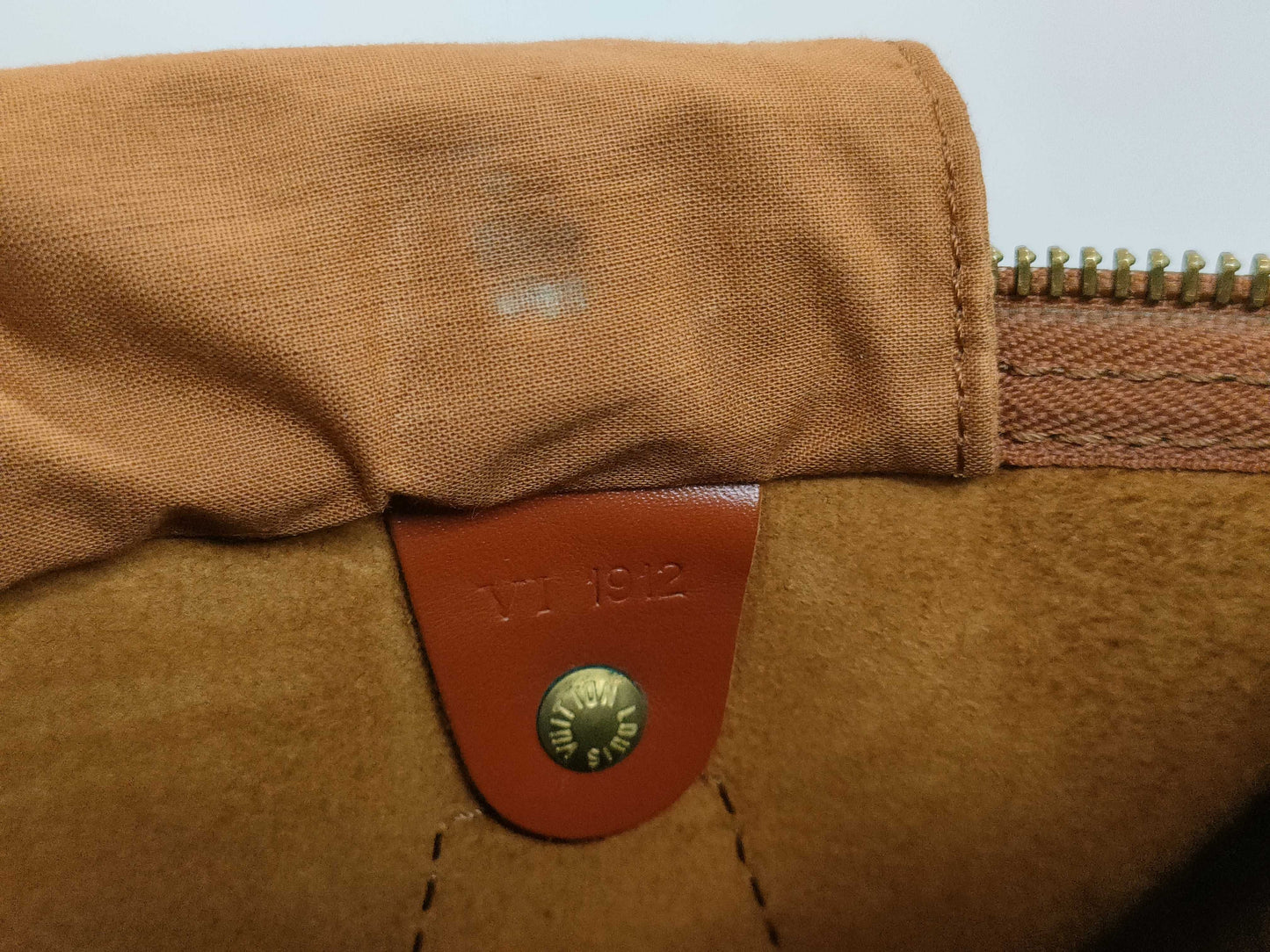 LOUIS VUITTON Epi Speedy 30/VI1912 Handbag