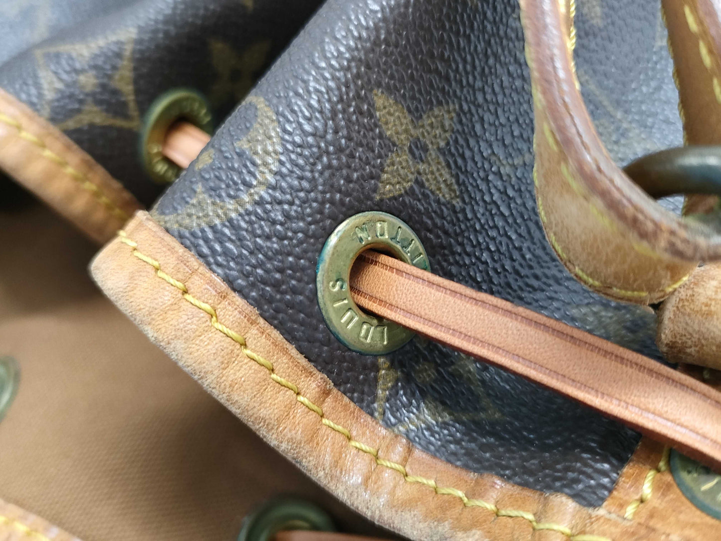 LOUIS VUITTON Monogram M42224 Noe Handbag