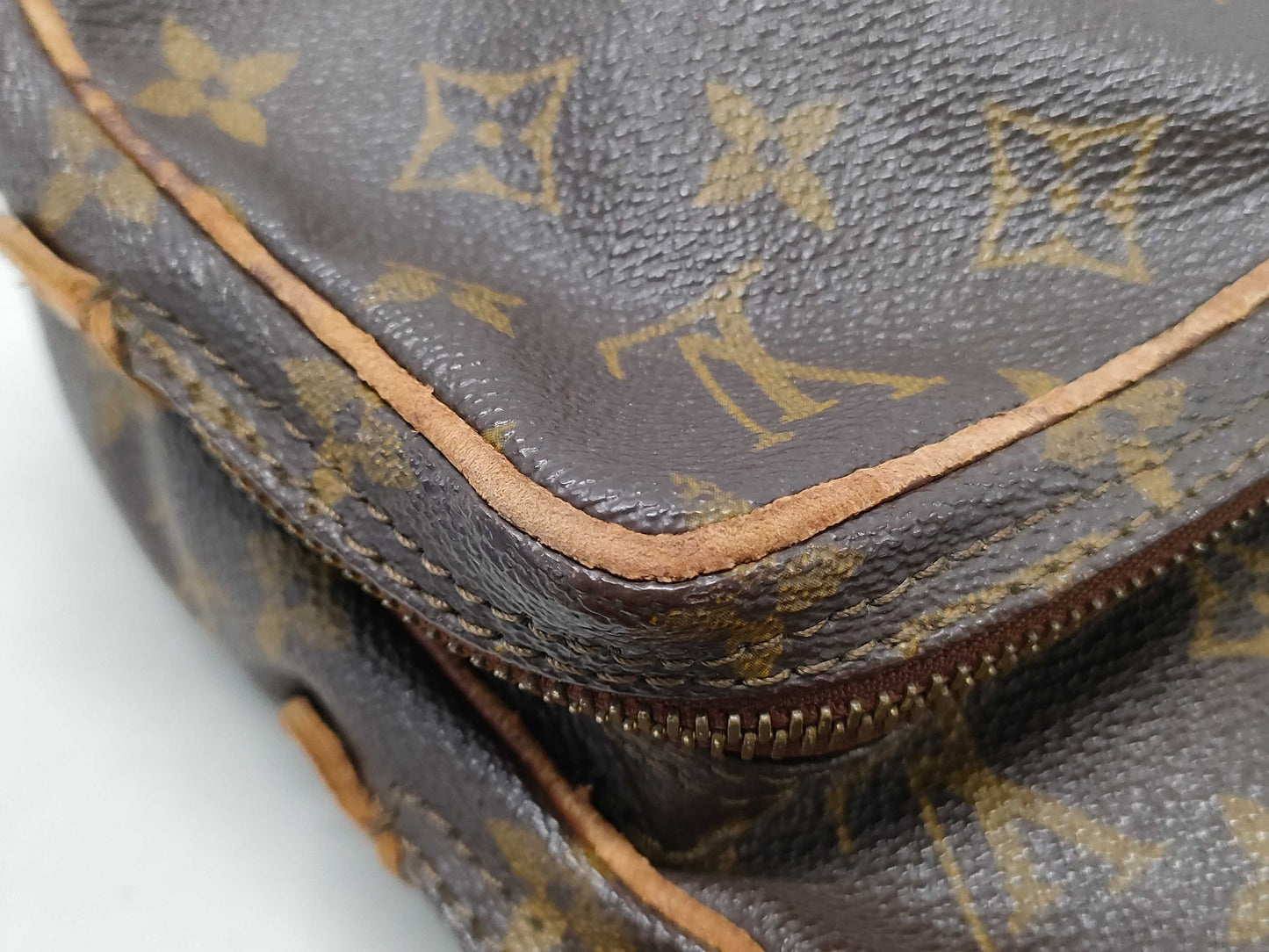 LOUIS VUITTON Monogram Old Amazon Shoulder Bag