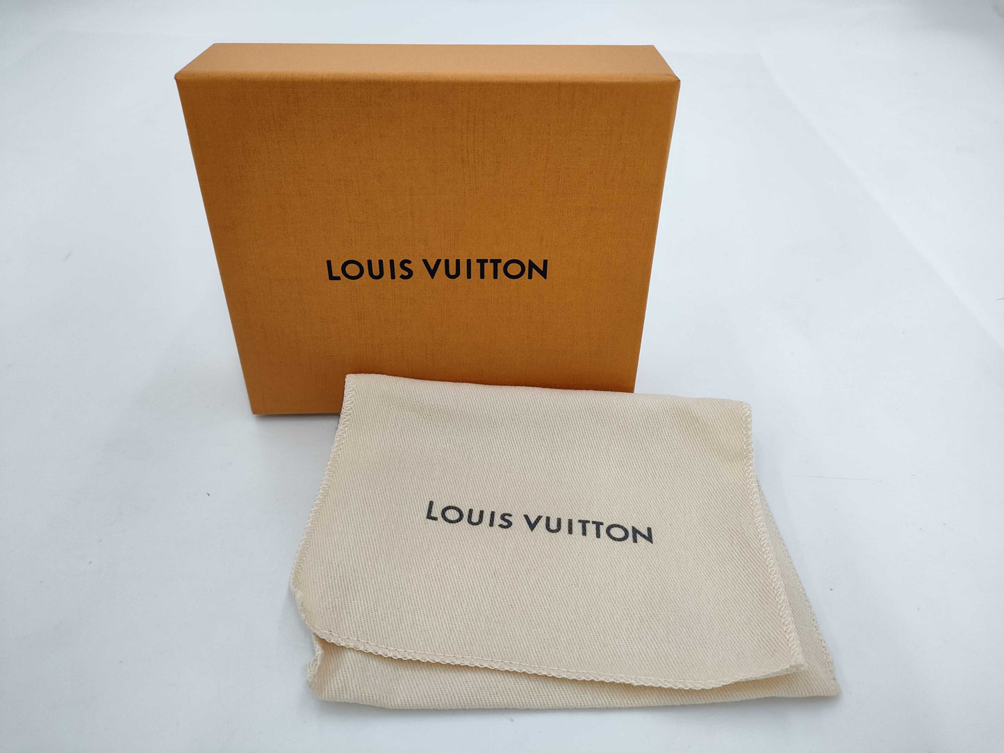 LOUIS VUITTON Damier Graphite Zippy Coy Purse Wallet