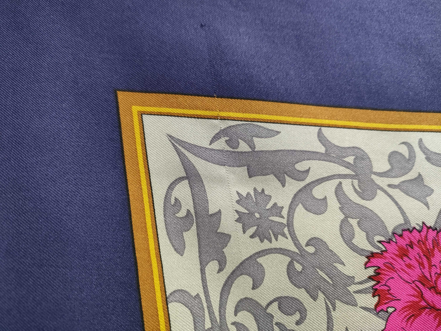 HERMES Carre Hermes scarf