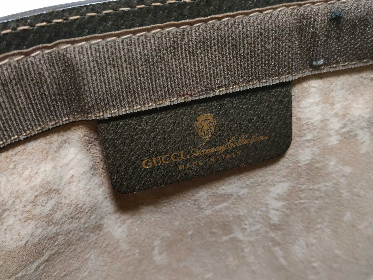 GUCCI GG Supreme Sherry Second Bag Clutch Bag