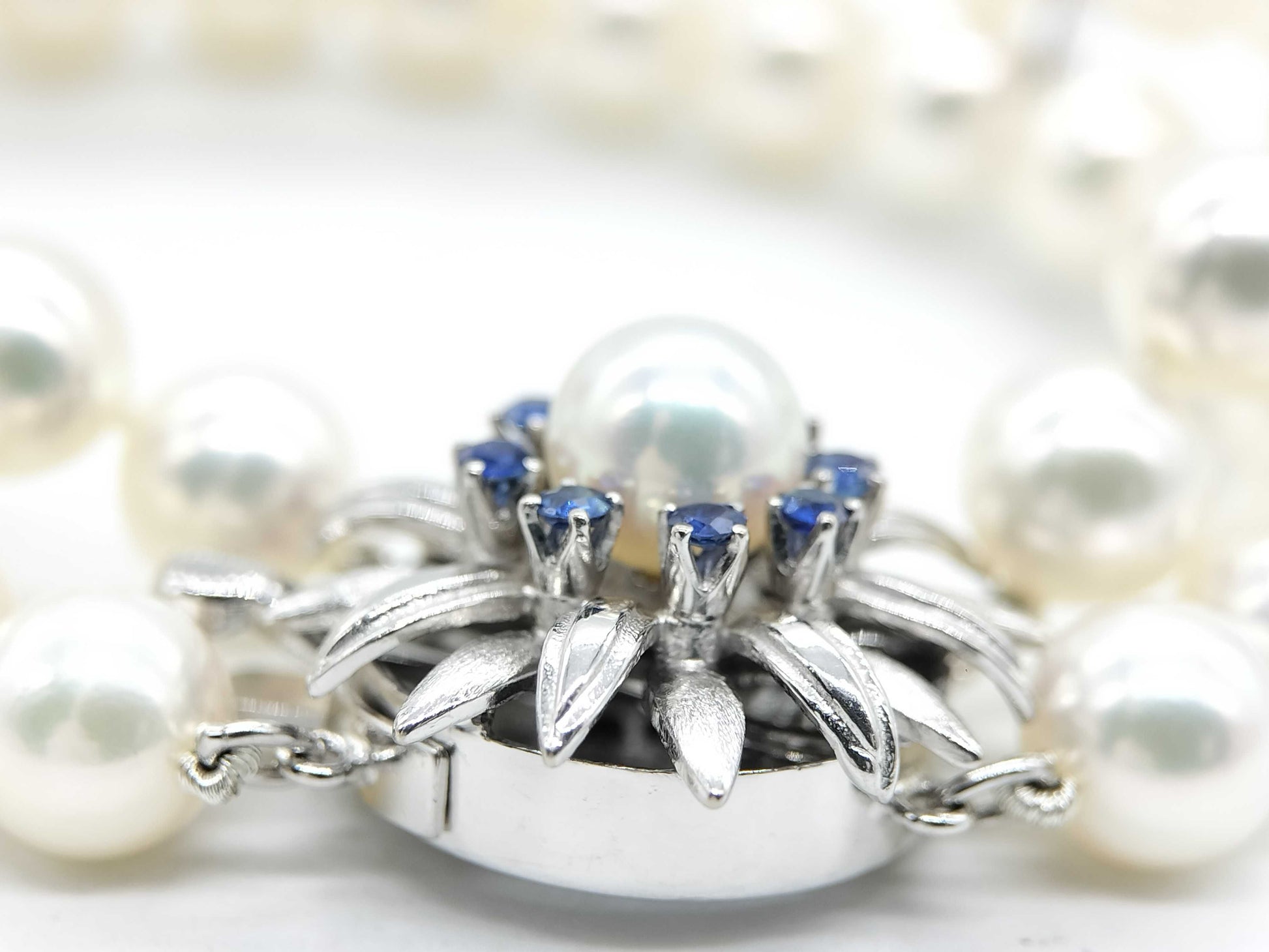 MIKIMOTO Akoya Pearl Diameter Approx. 7.0mm-7.5mm Sapphire Duplex K14WG 31.7g Bracelet Bangle