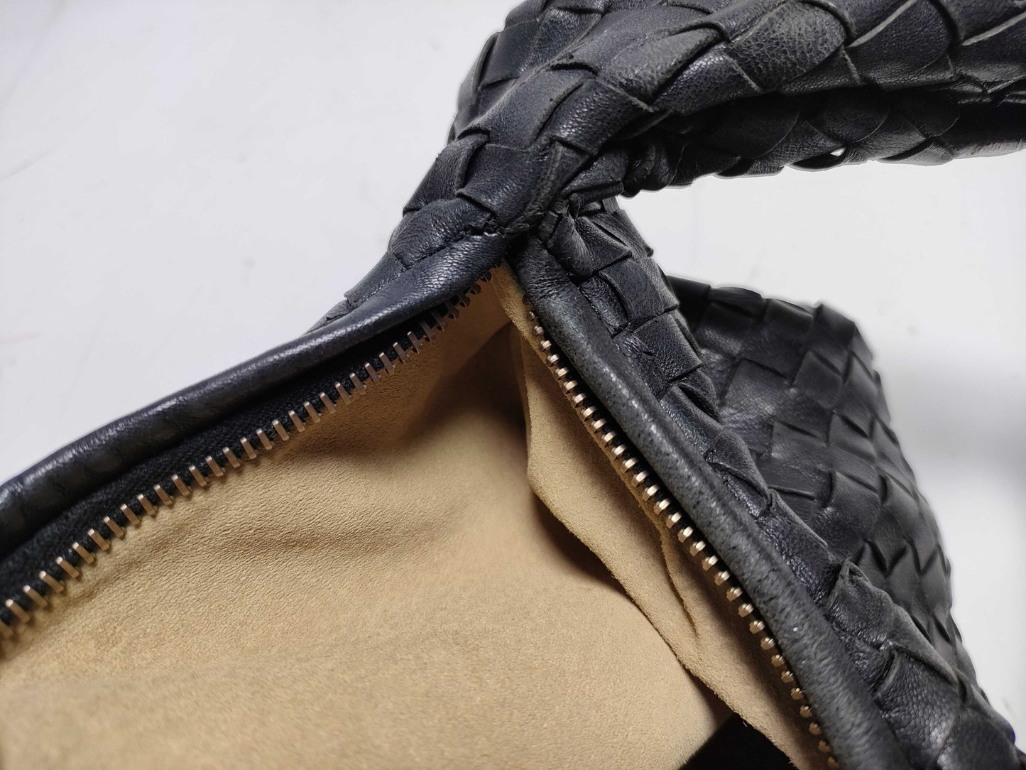 BOTTEGA VENETA Intrecciato Hobo Bag Shoulder Bag
