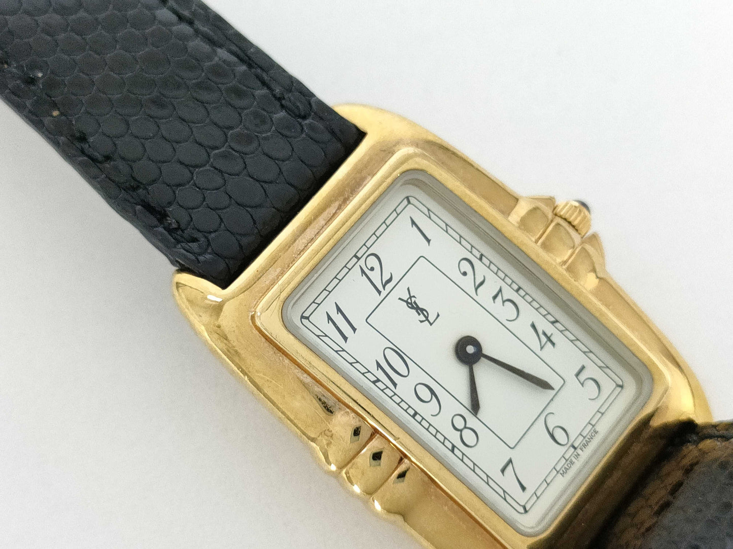 Yves Saint Laurent 610587 Quartz Unmoving Women's Watch