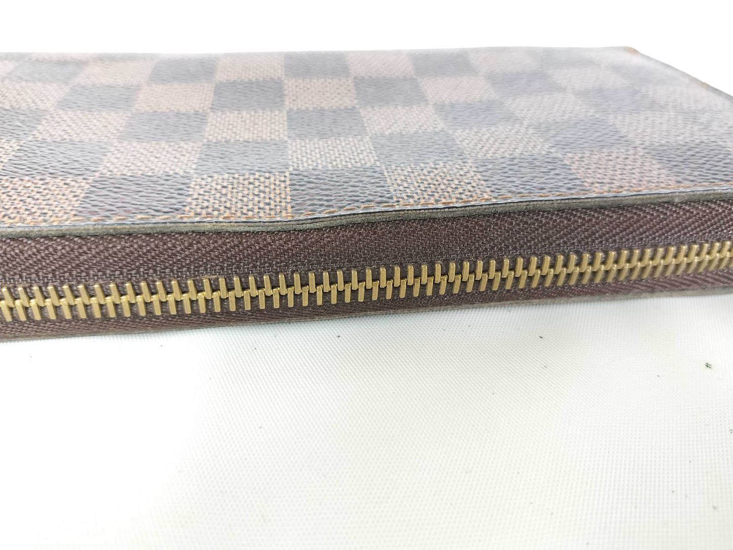 LOUIS VUITTON Damier Zippy Wallet Wallet