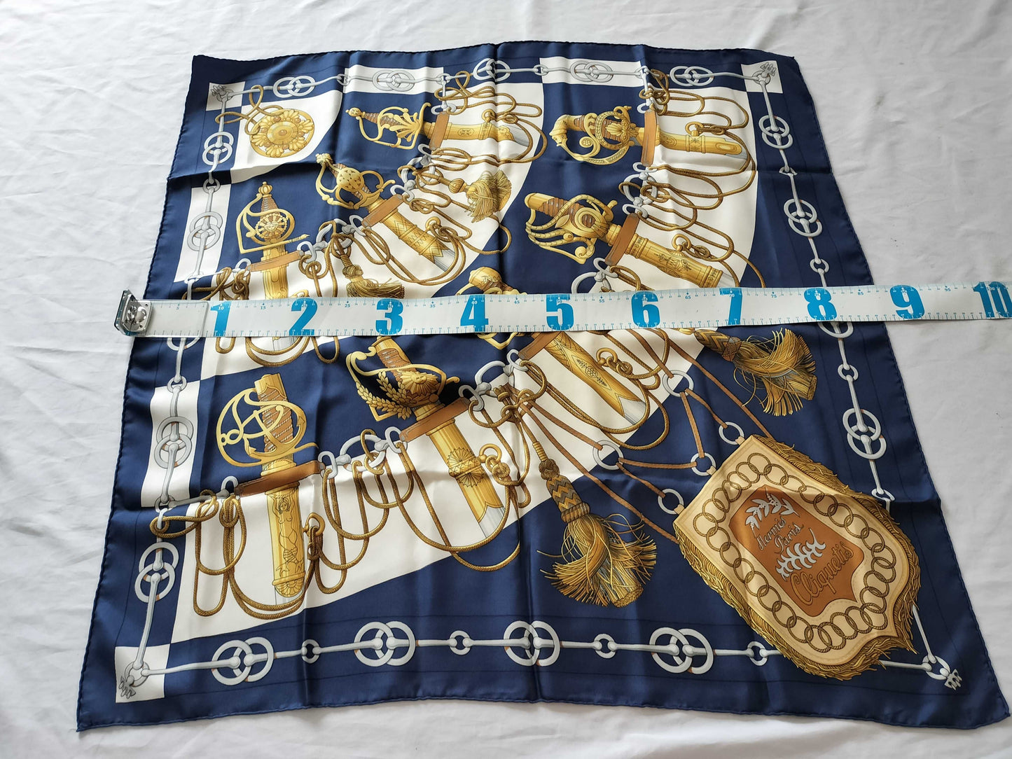 HERMES Carre 90 Scarf