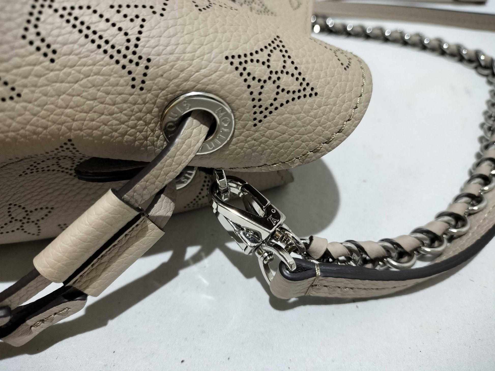 LOUIS VUITTON Mahina Bella Metallic Gray 2-Way Shoulder Bag