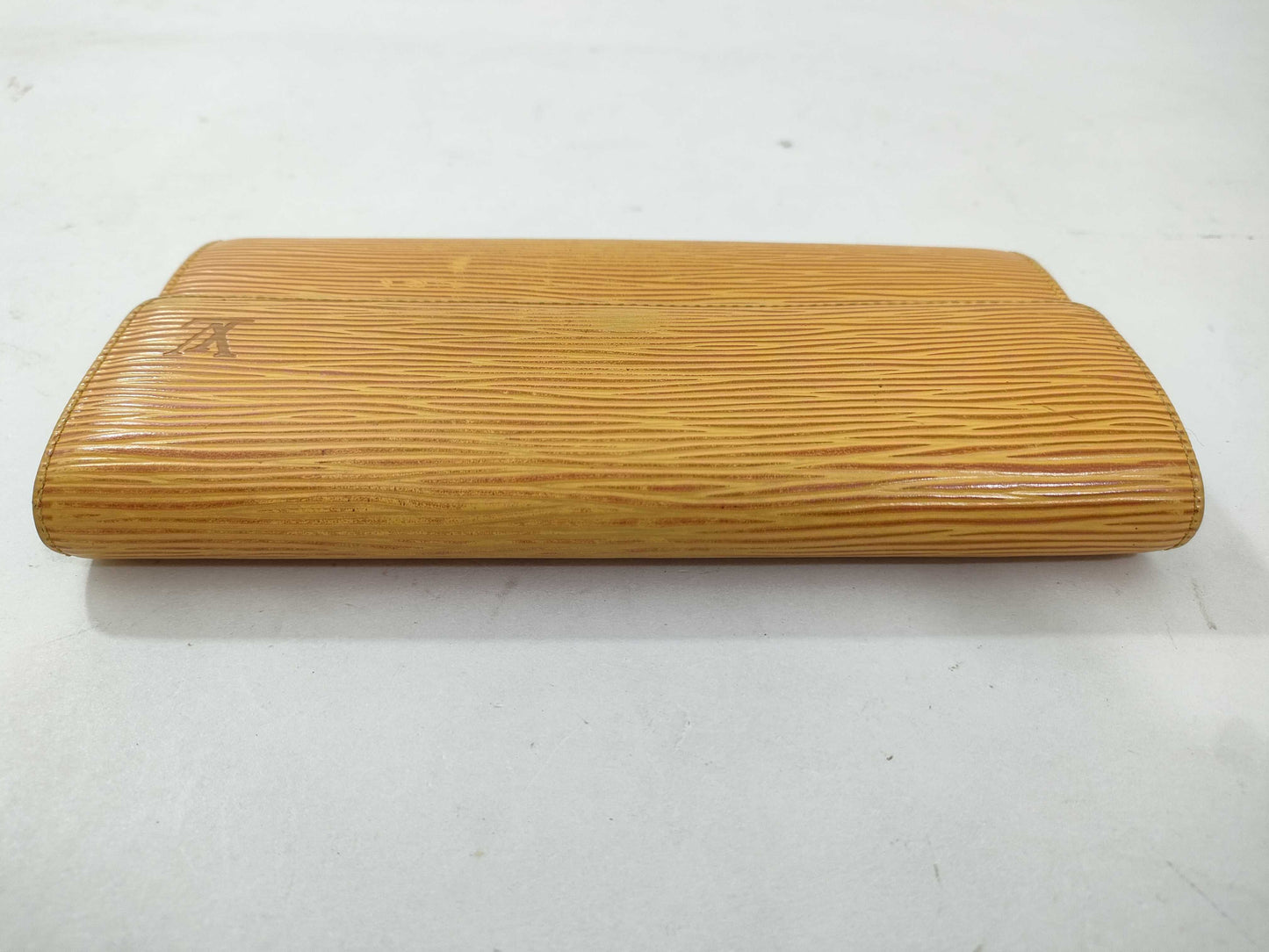 LOUIS VUITTON Epi M60319 Portefeuille Sara Wallet