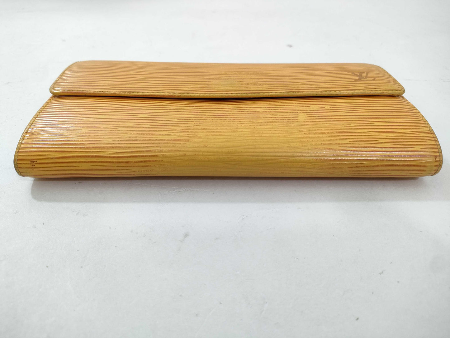 LOUIS VUITTON Epi M60319 Portefeuille Sara Wallet