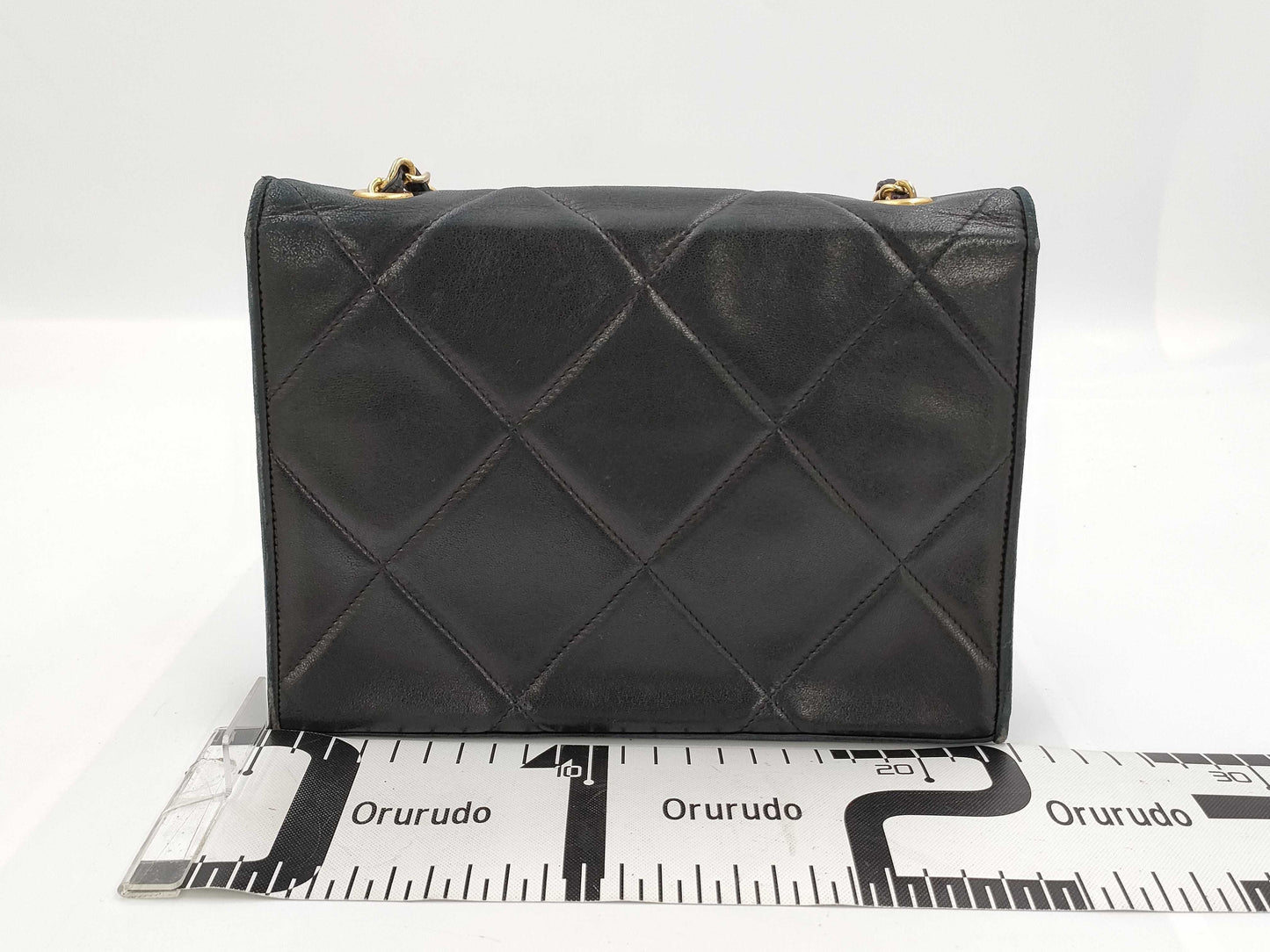 CHANEL Matelasse Lambskin Chain Shoulder Bag