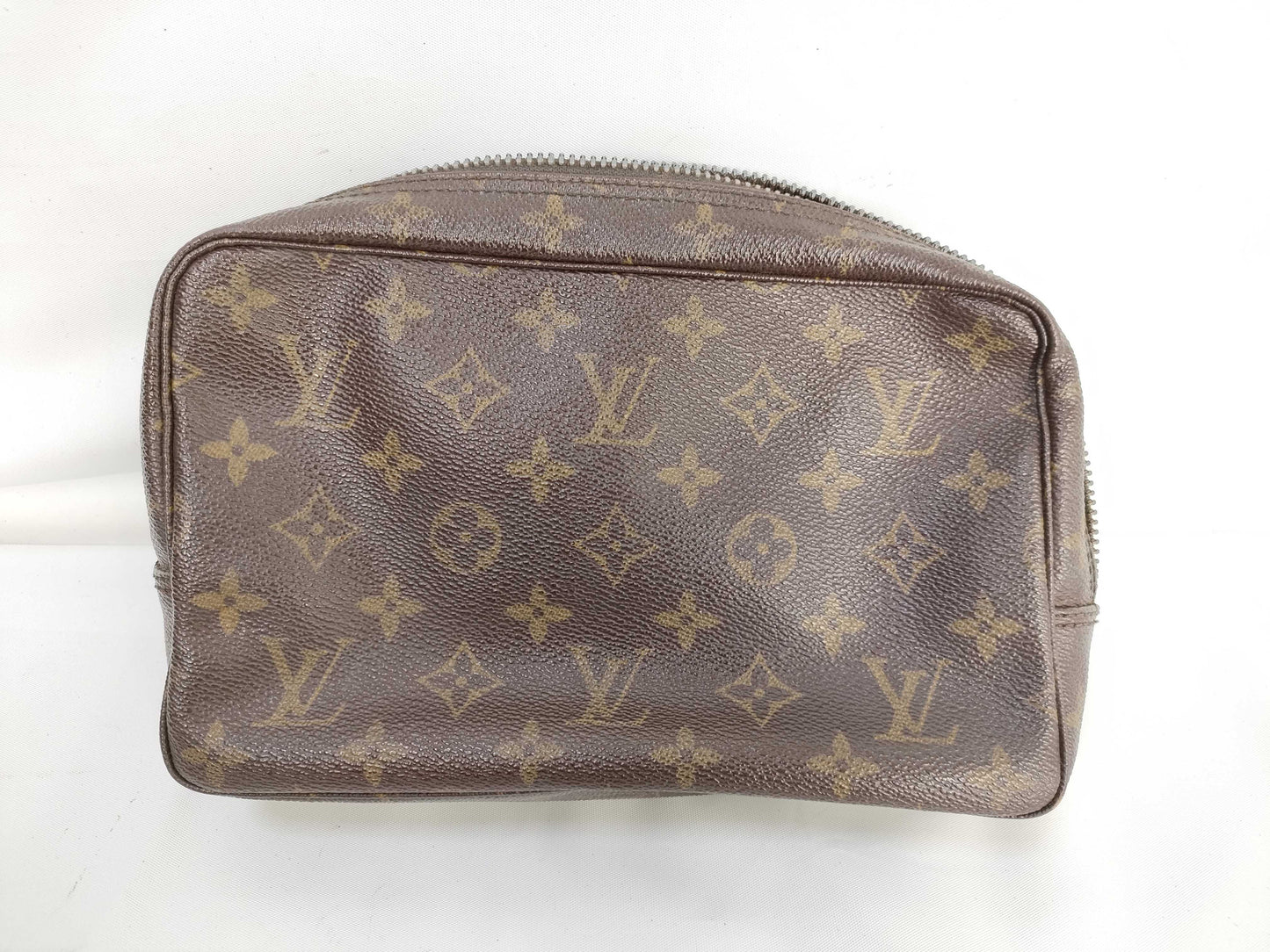 LOUIS VUITTON Monogram Truth Toilette 23 Pouch