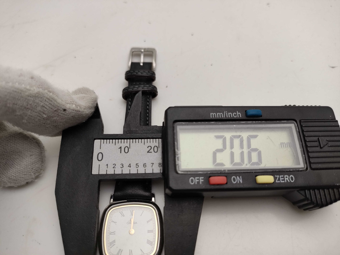 OMEGA Quartz Fudo Women's Watch