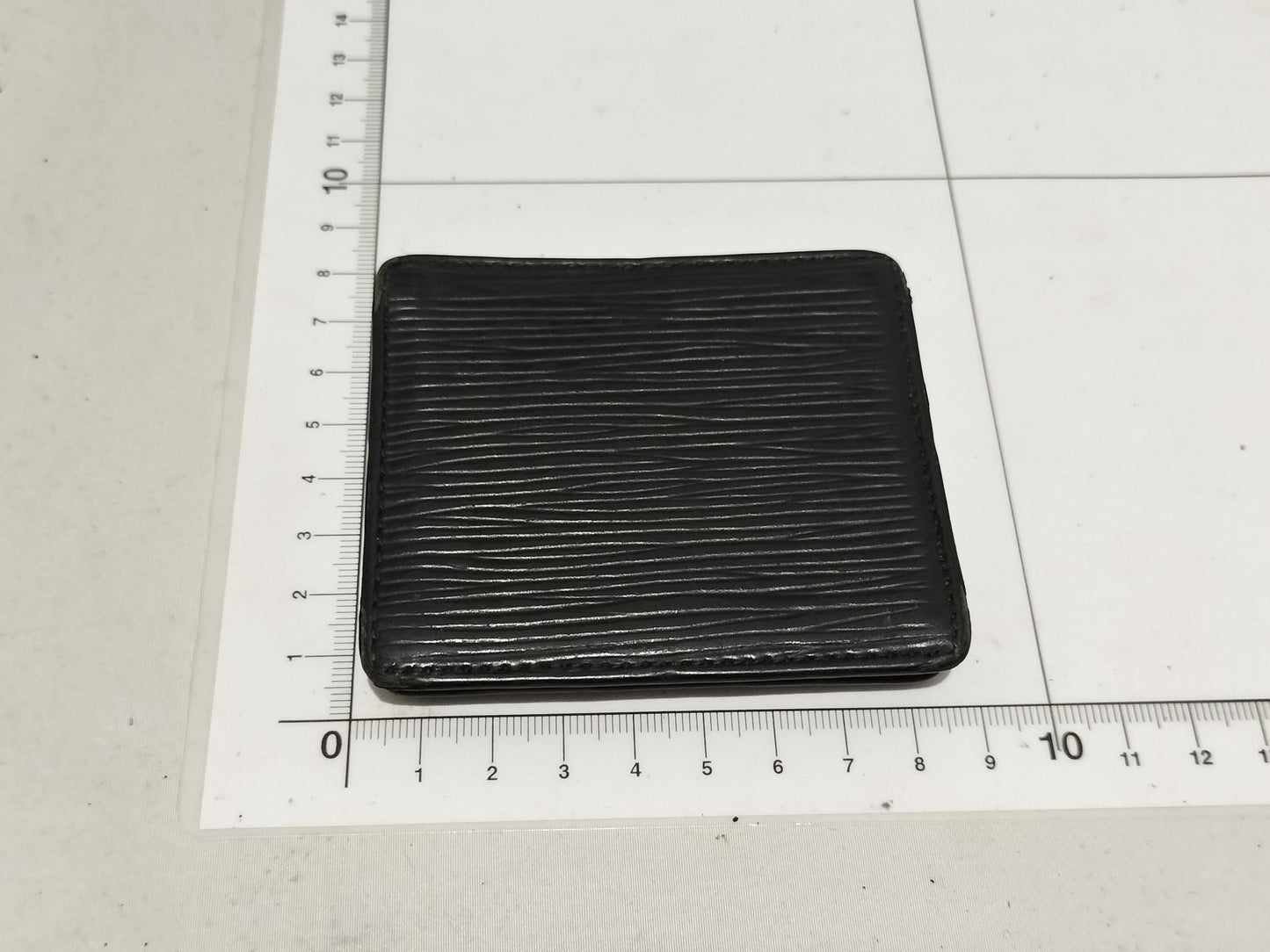LOUIS VUITTON Epi Coin Case Coin Case
