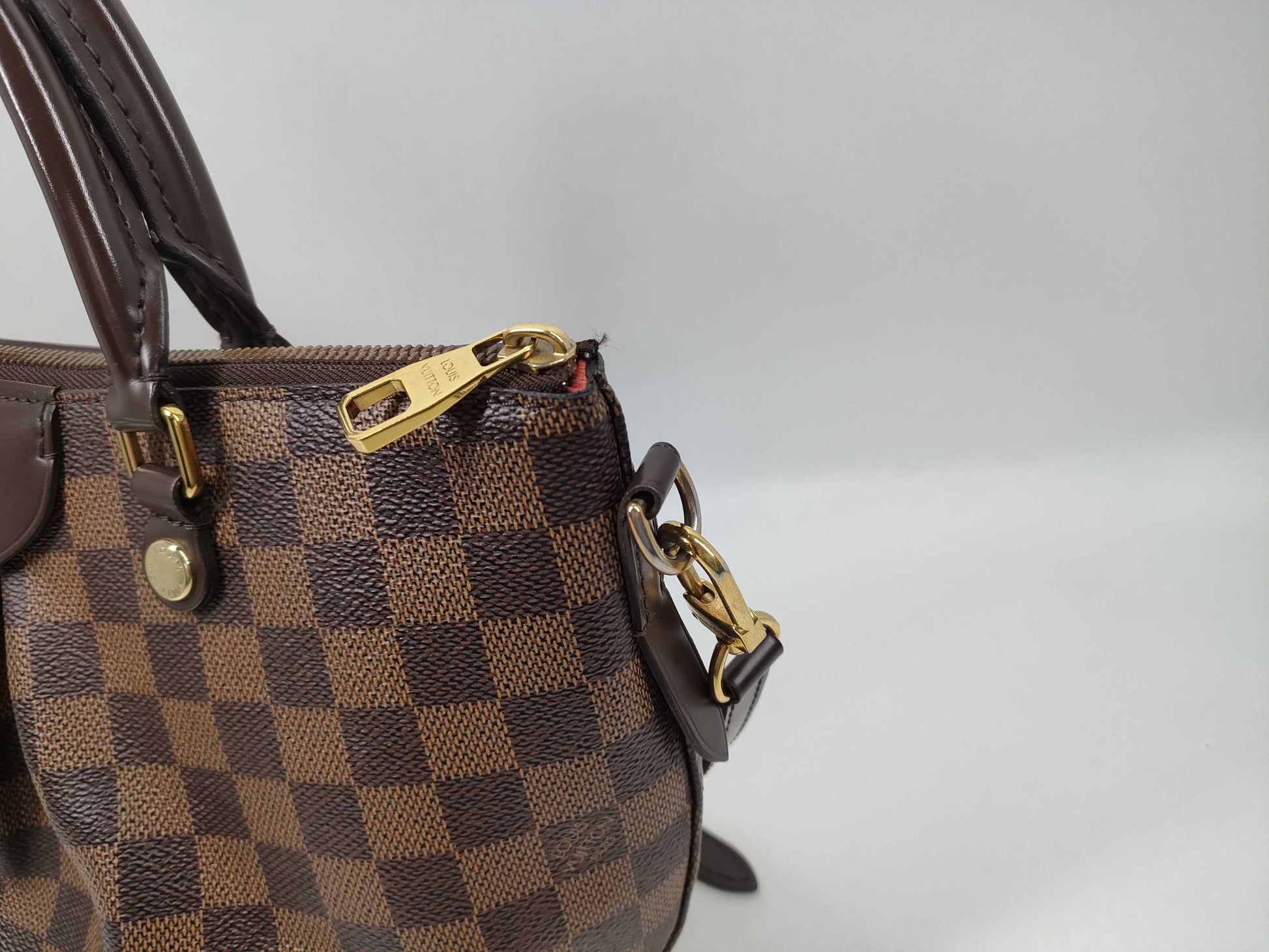 LOUIS VUITTON Damier Sienna PM Handbag