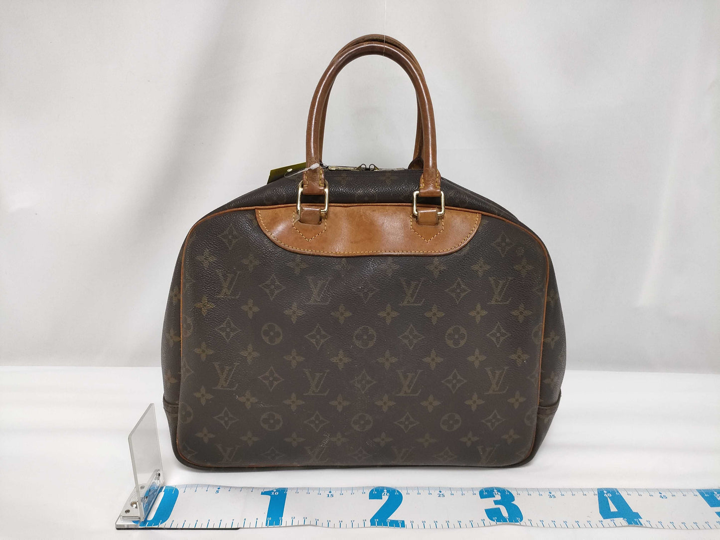 LOUIS VUITTON Monogram M47270 Deauville Handbag with Broken Zipper