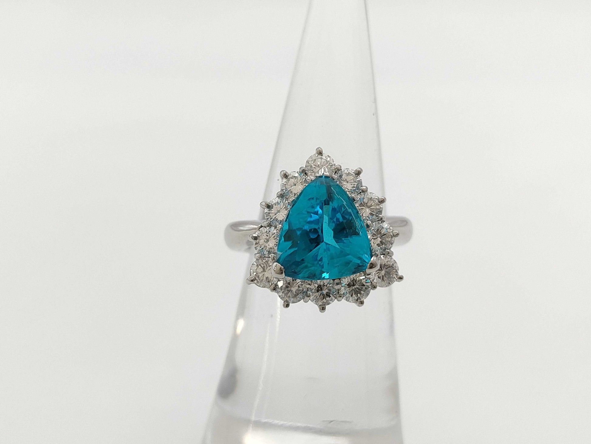 Paraiba Tourmaline 3.233ct D1.226ct Pt900 10.2g Ring