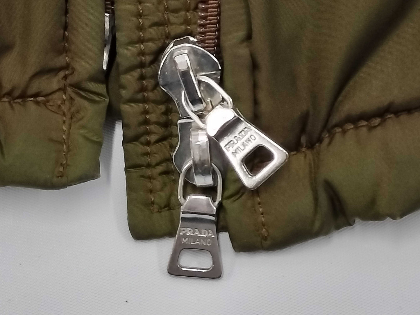 PRADA Art.280722 Down Jacket