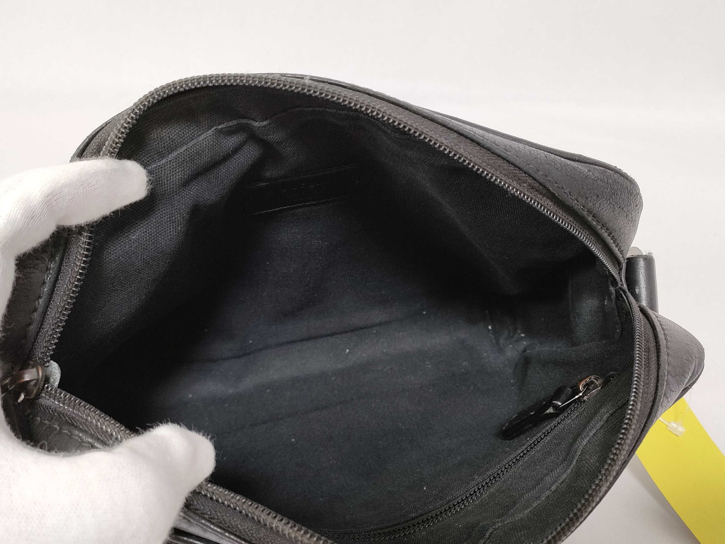 Salvatore Ferragamo Gancini FJ-24 9311 Gancini Leather Second Bag