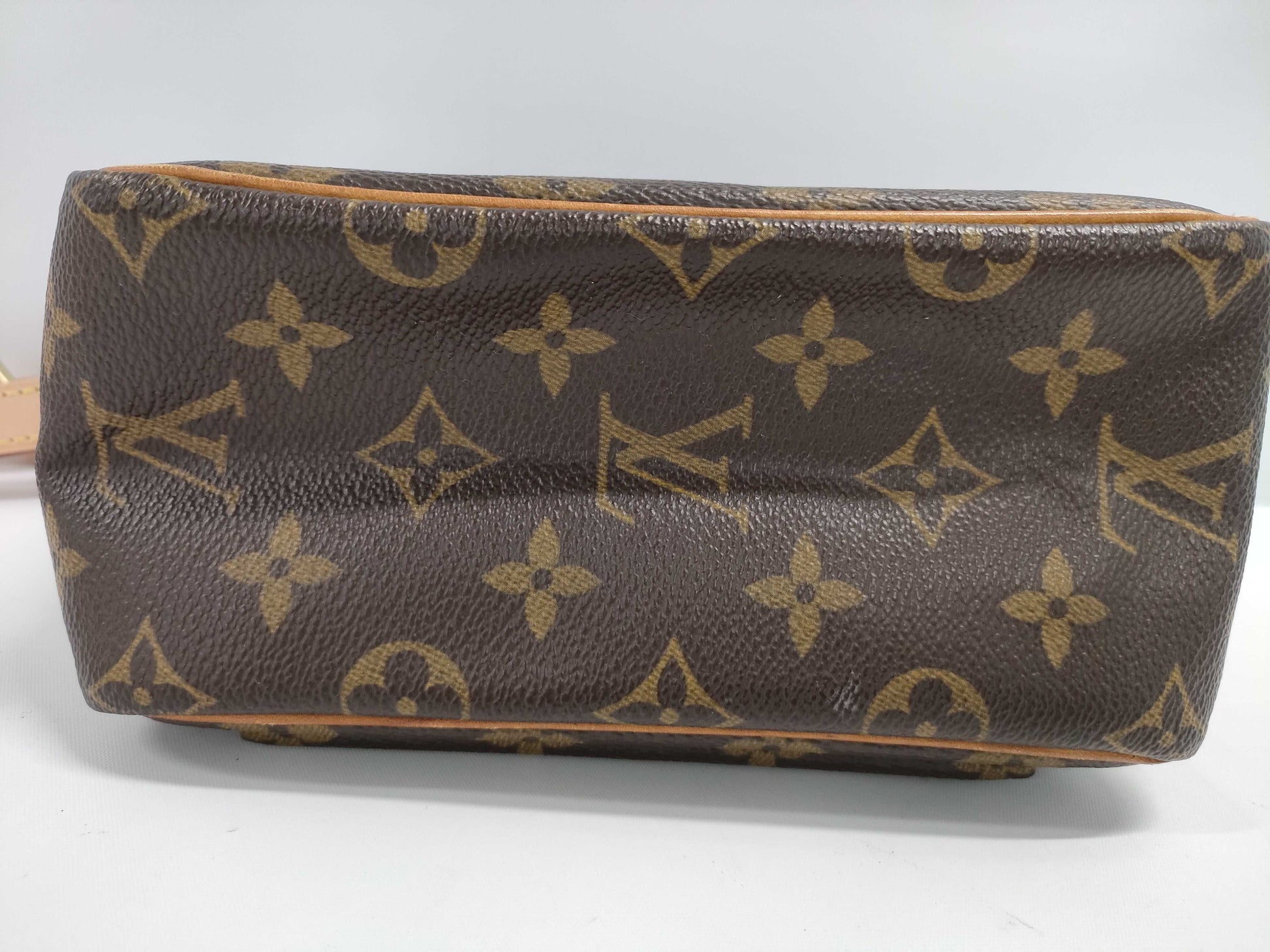 LOUIS VUITTON Monogram M51165 Viva Cite PM Shoulder Bag