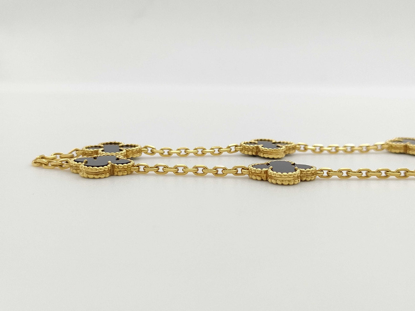 Van Cleef&Arpels Vintage Alhambra Onyx 10P YG AU750 22.7g Necklace