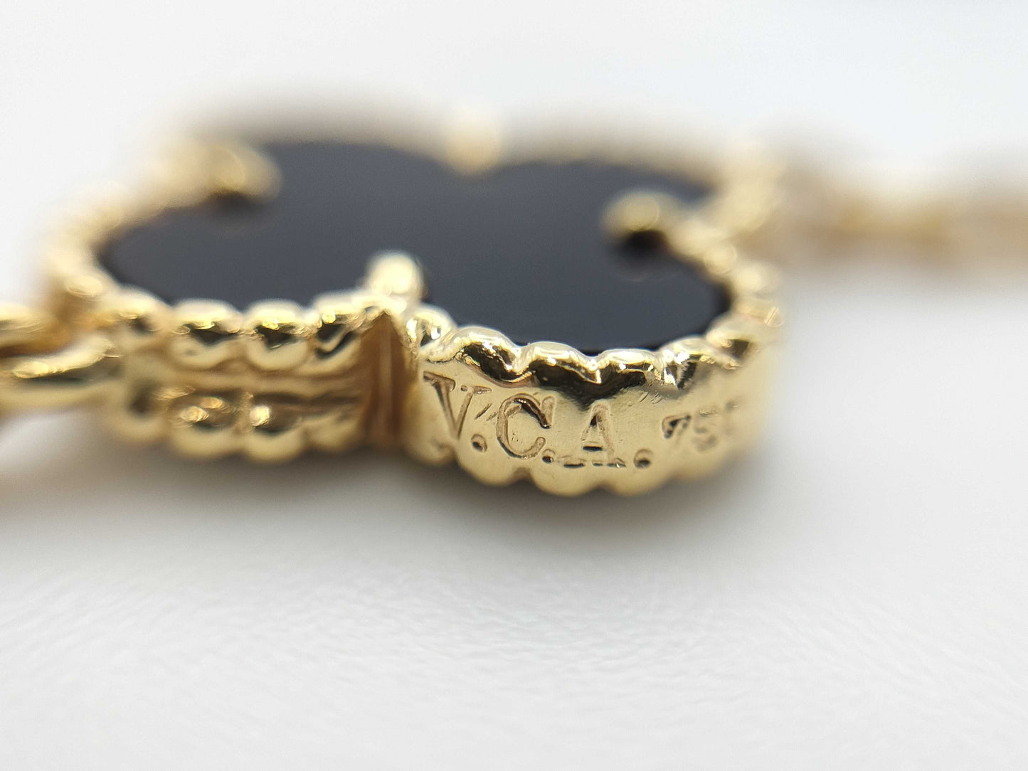Van Cleef&Arpels Vintage Alhambra Onyx 10P YG AU750 22.7g Necklace