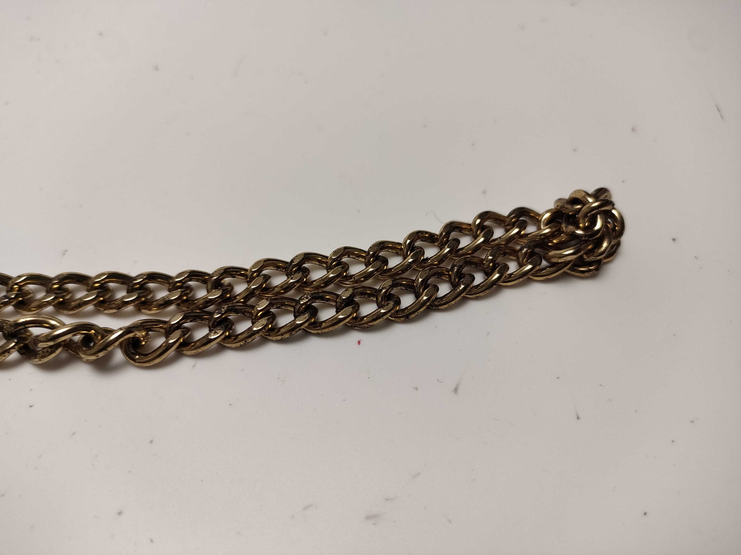 CHANEL Caviar Skin Coco Chain Wallet