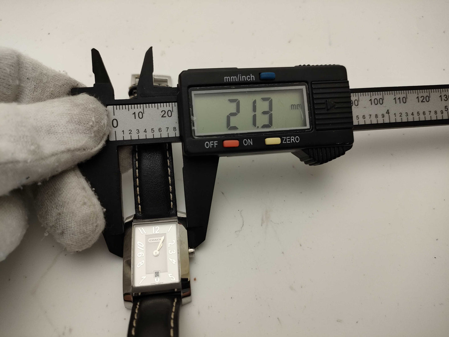 COACH COACH Square Date Pair Watch 0242/0243 Watch Summary Watch Summary