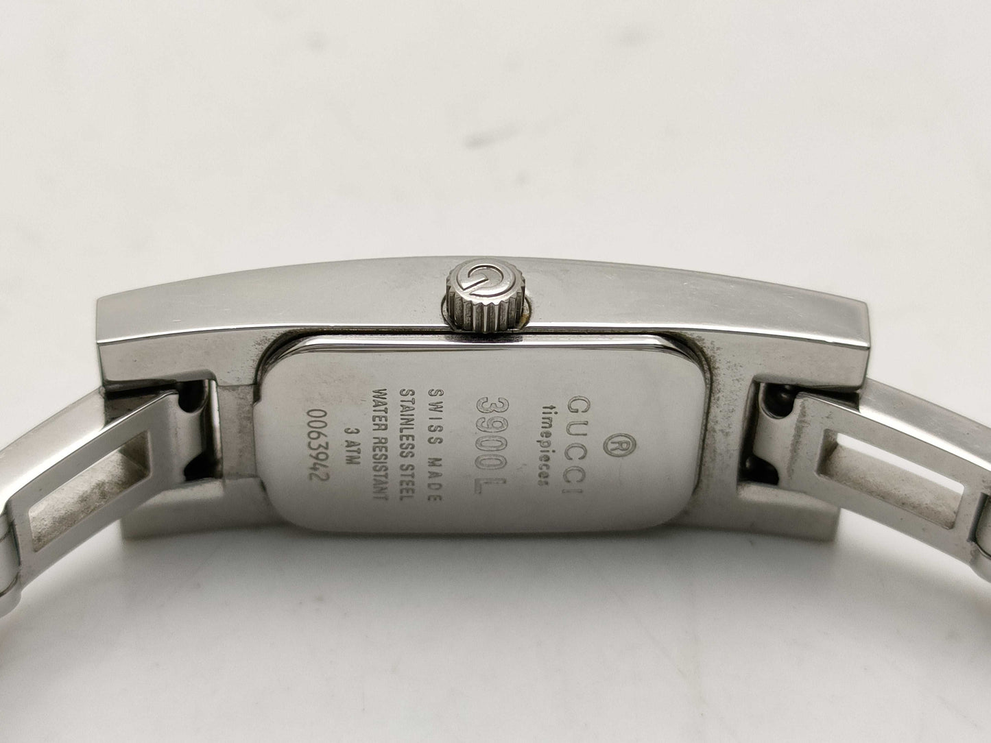 GUCCI 6900L Women's Watch