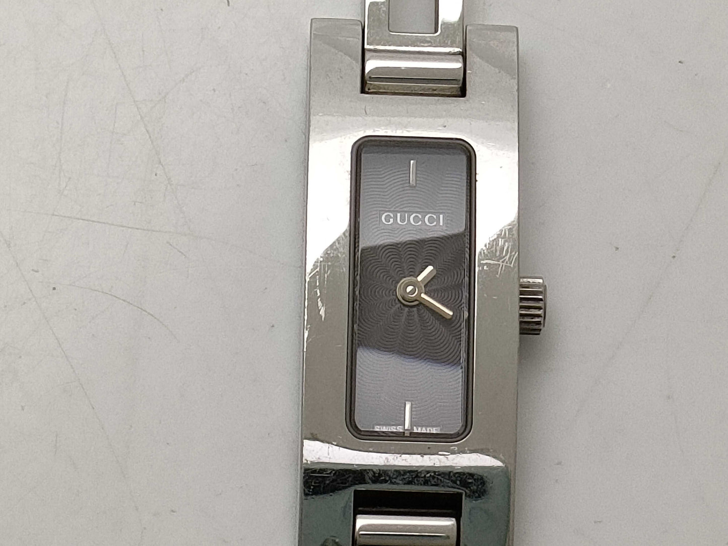 GUCCI 6900L Women's Watch