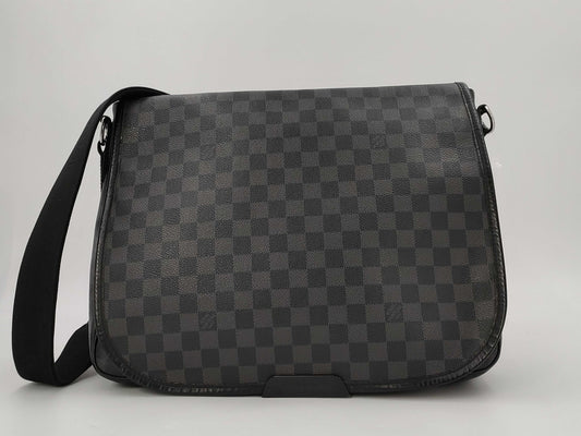 LOUIS VUITTON Damier Graphite Daniel MM Shoulder Bag