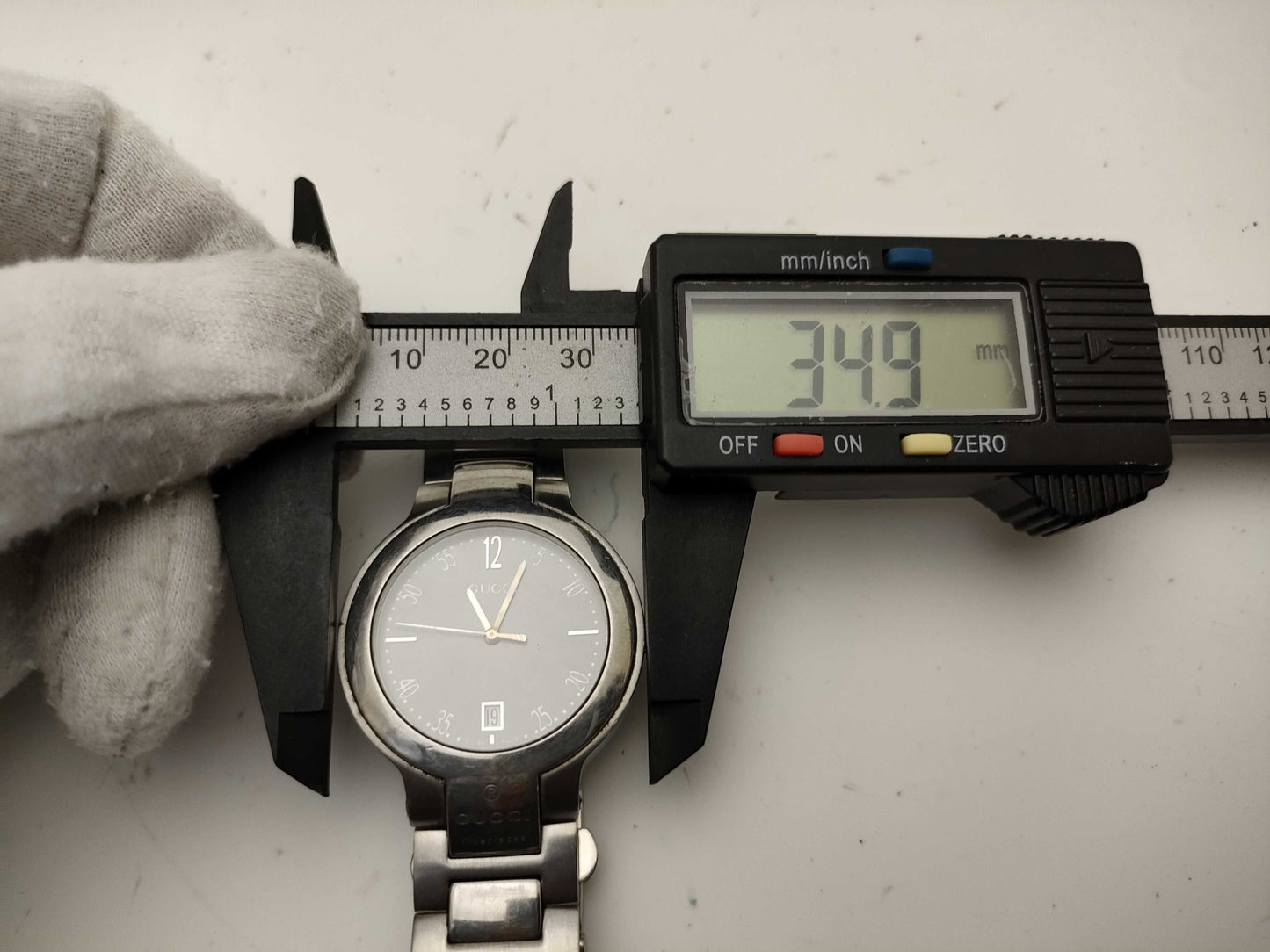 GUCCI 8900M Unoperated Boys' Watch