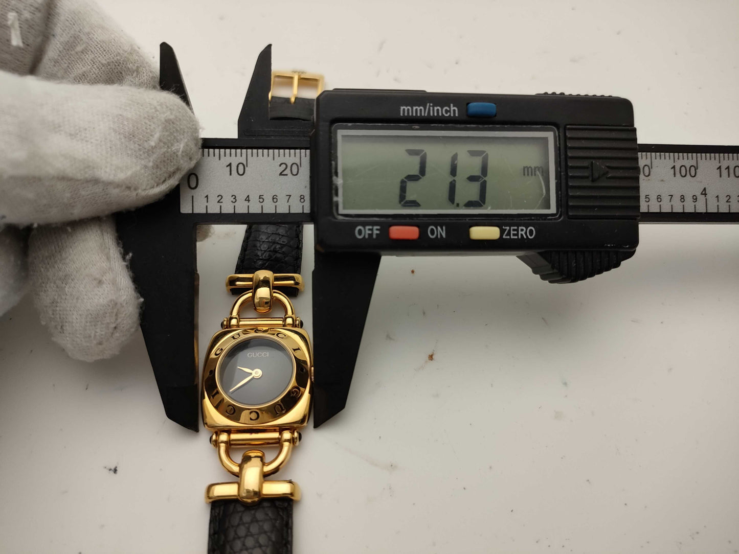 GUCCI 6300L Black Dial Horsebit Women's Watch