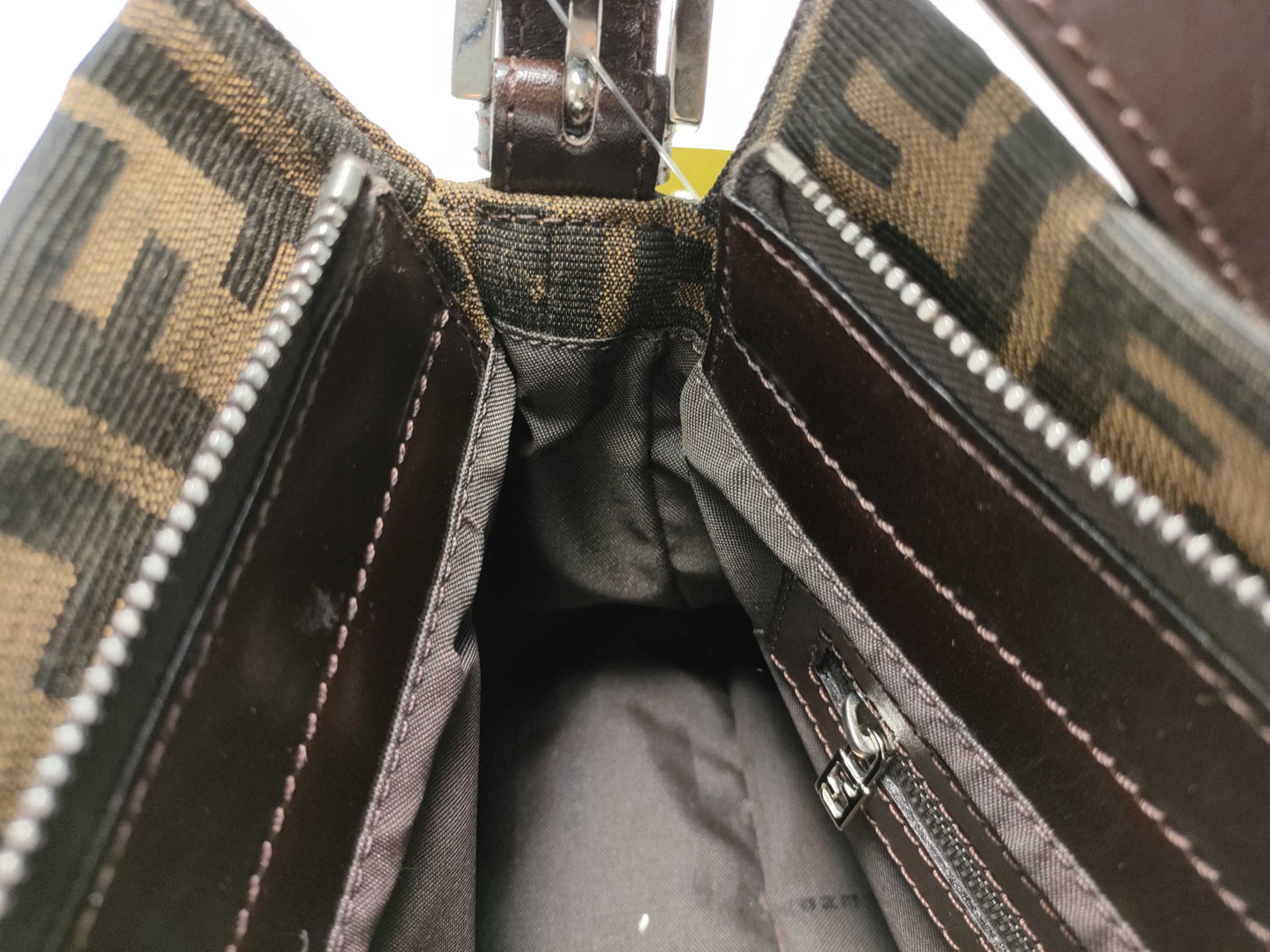 FENDI Zucca pattern Mamma hardware Baguette one-shoulder bag shoulder bag