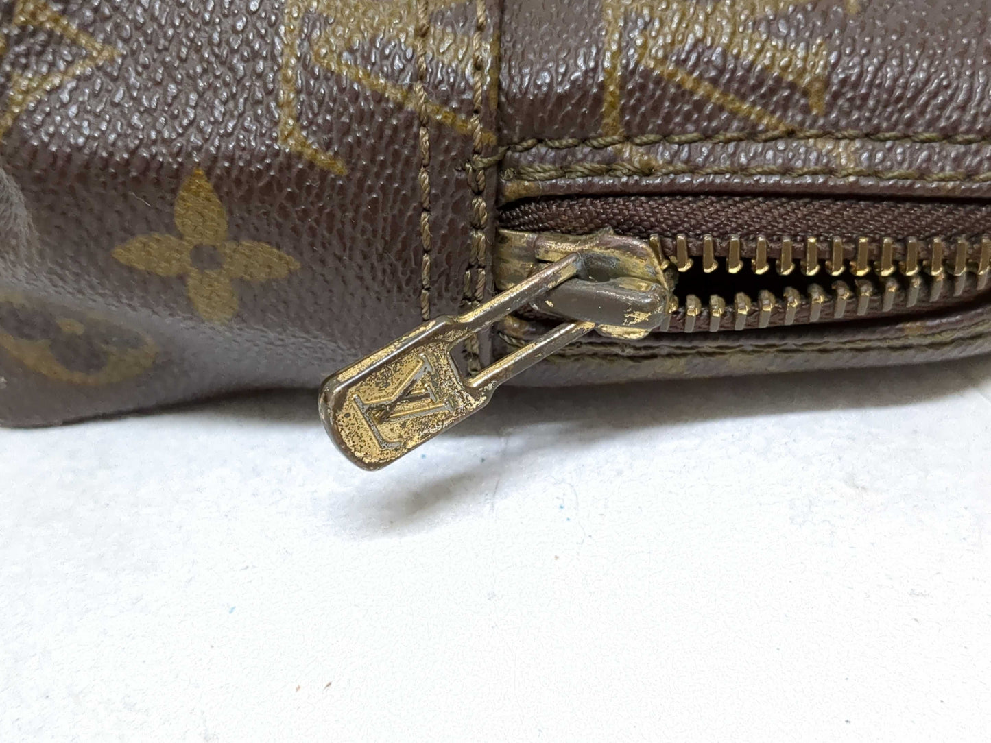 (10463_0051) GUCCI GG Canvas 101920 / Louis Vuitton True Toilette 28 Tote Bag