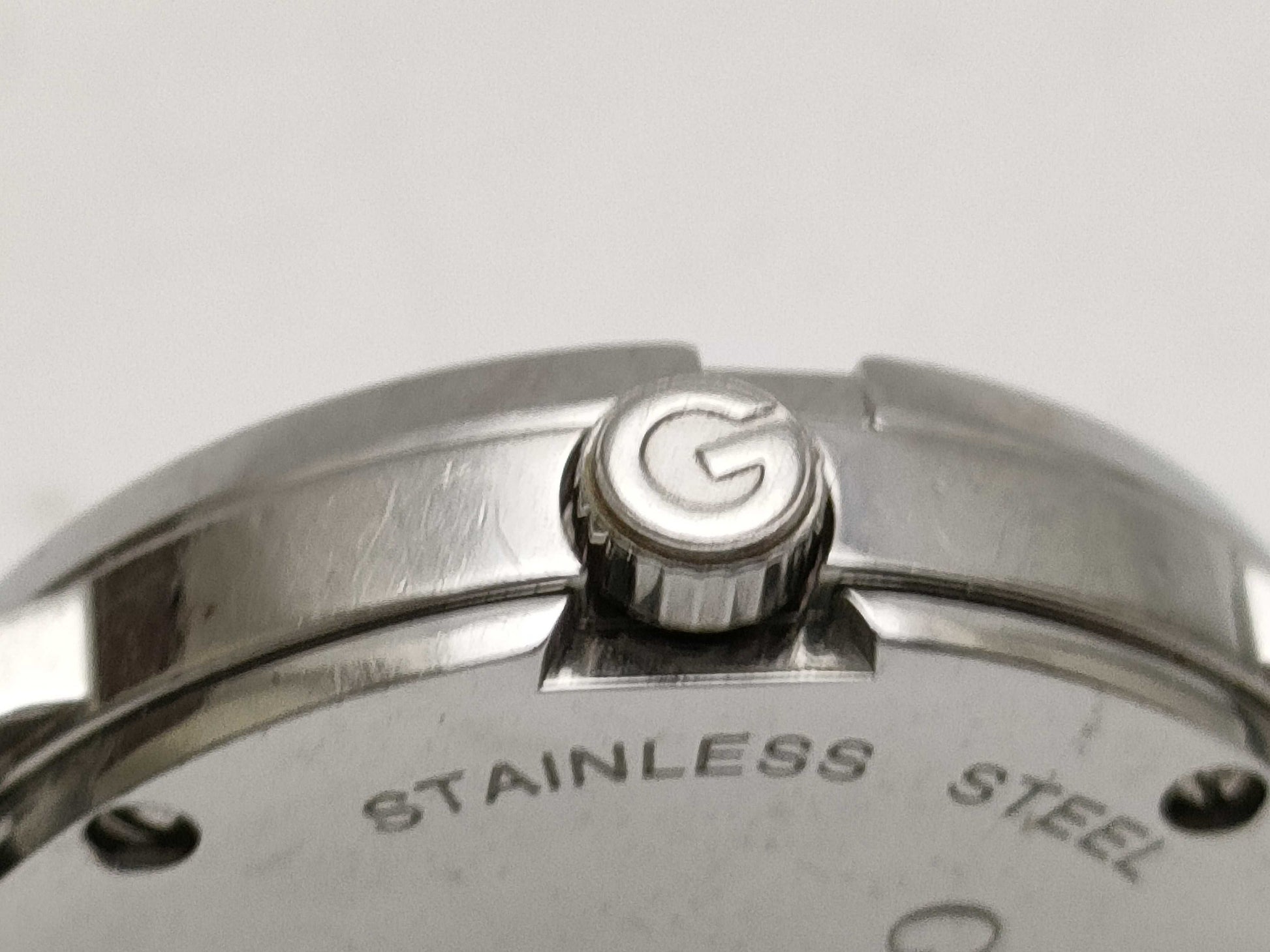 GUCCI 101L Women's Watch