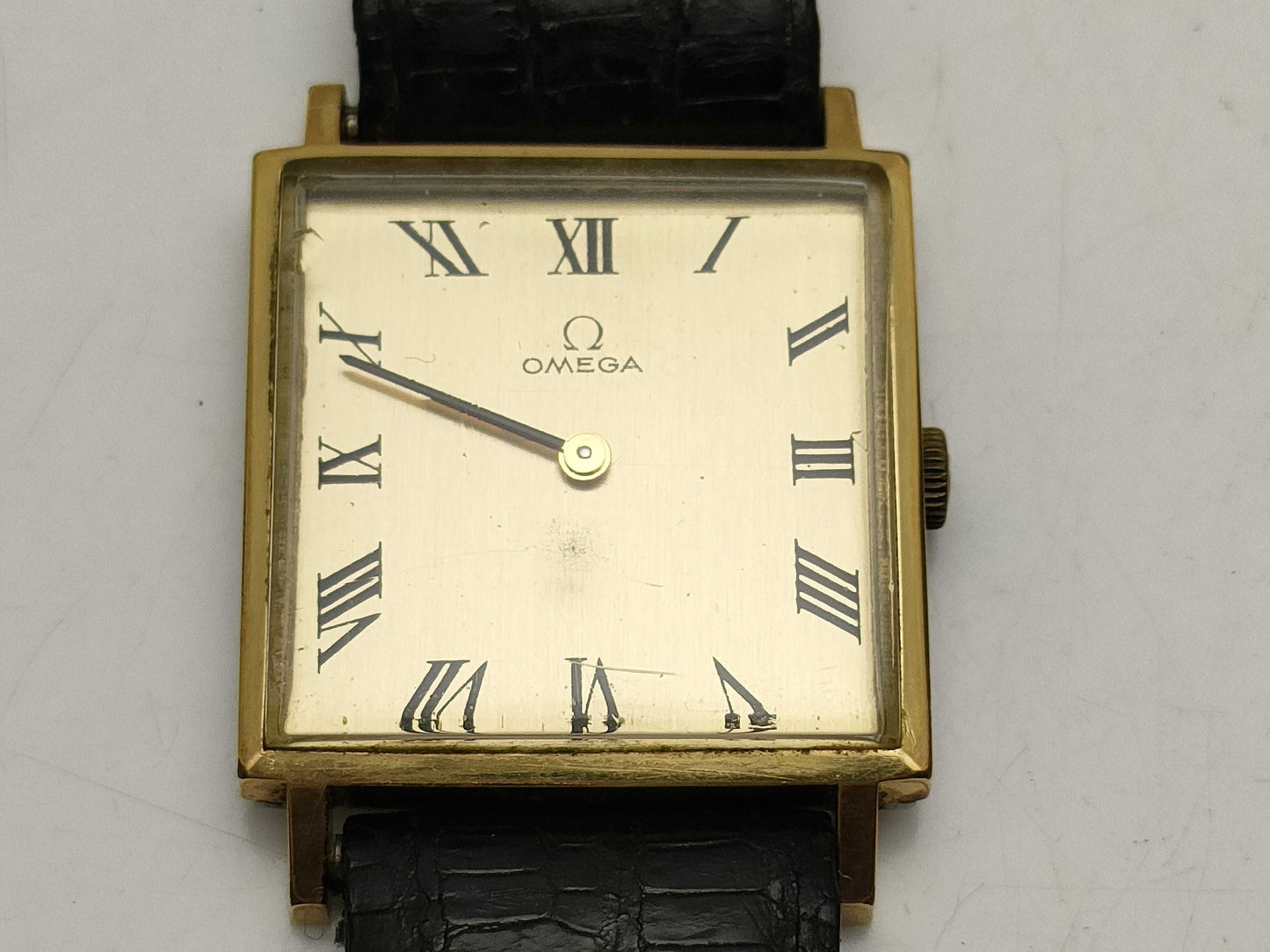 OMEGA GOLD Women's Watch