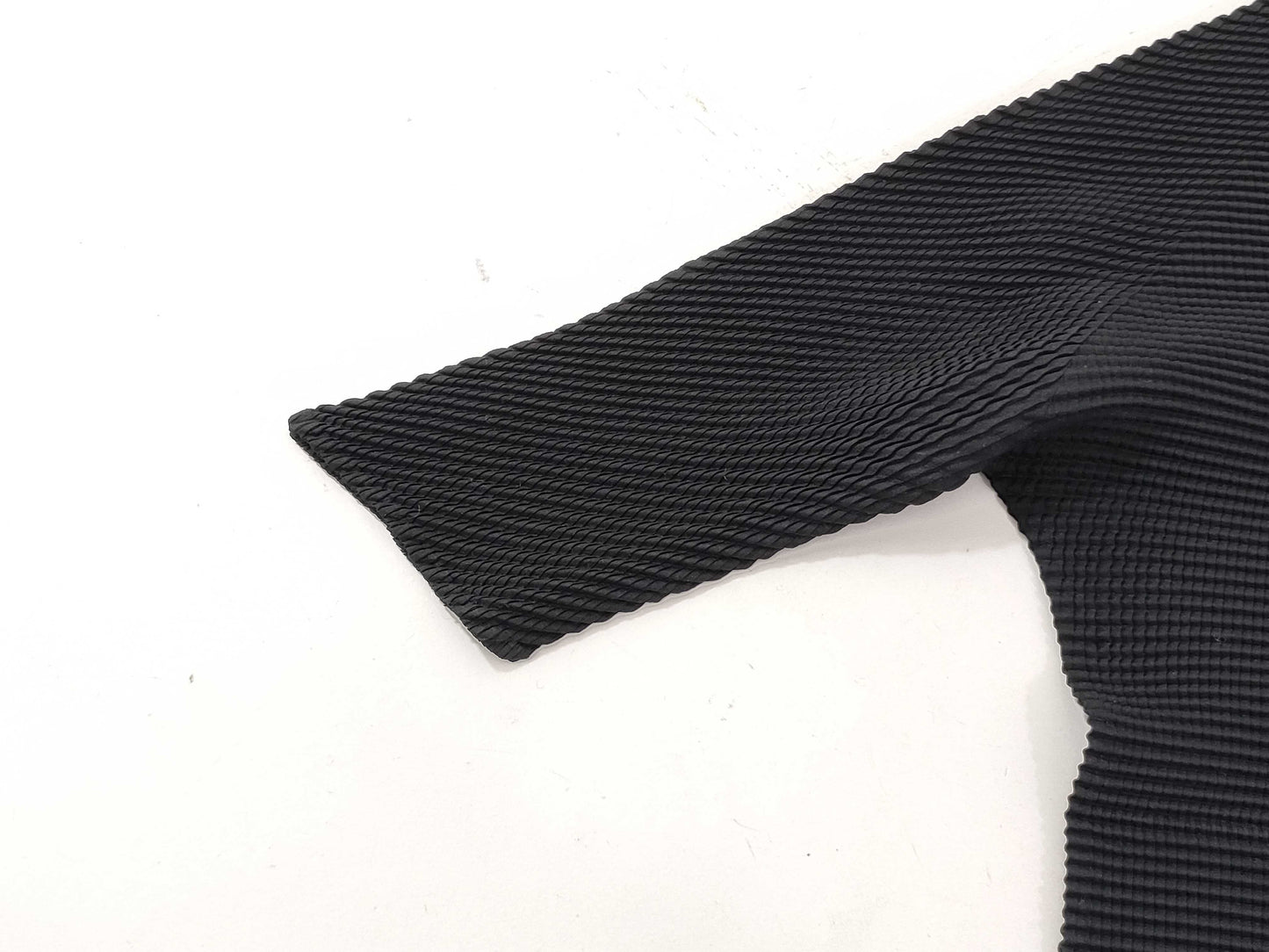 ISSEY MIYAKE Cut and Sew Black Top
