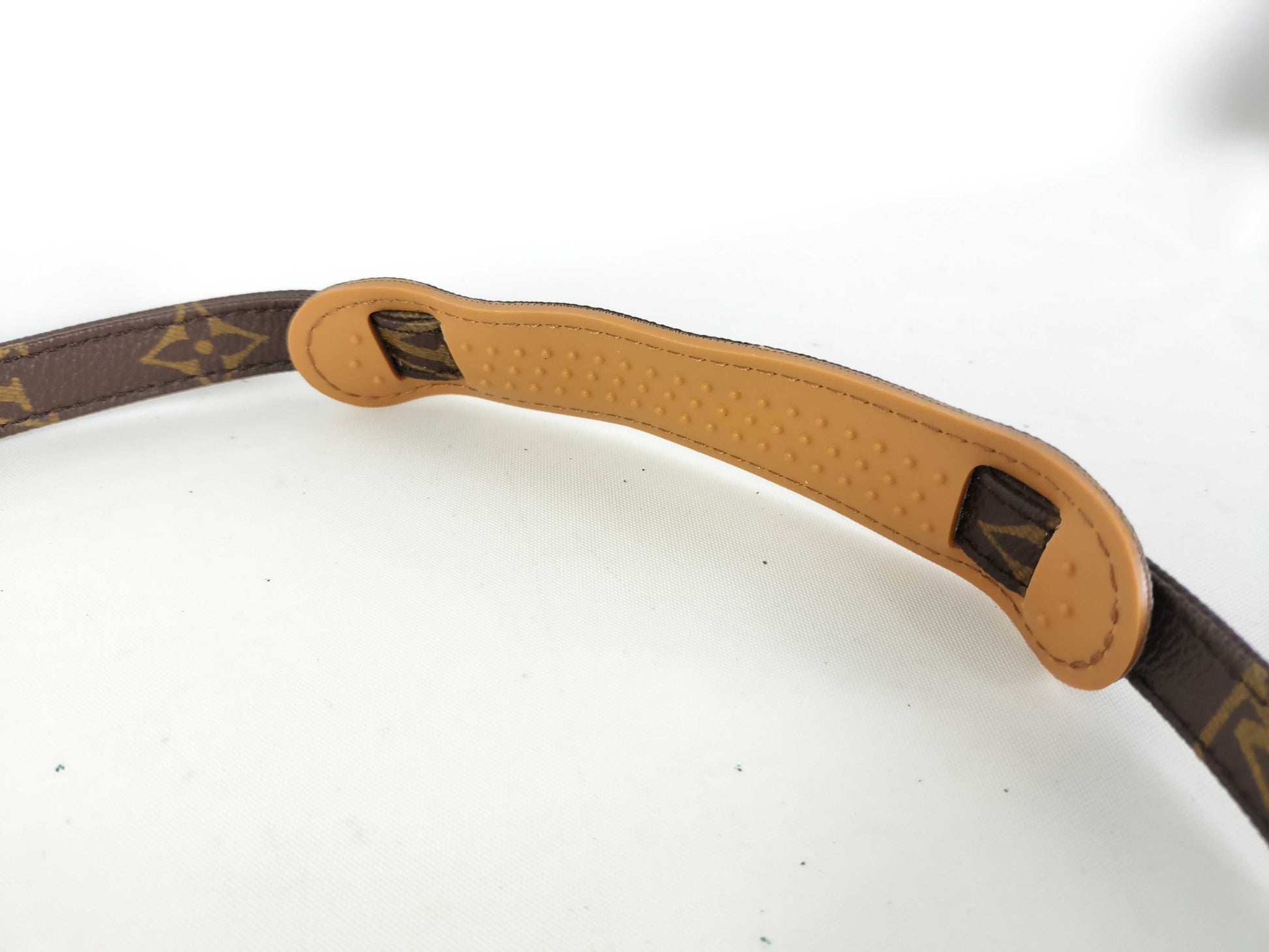 LOUIS VUITTON Monogram Shoulder Strap