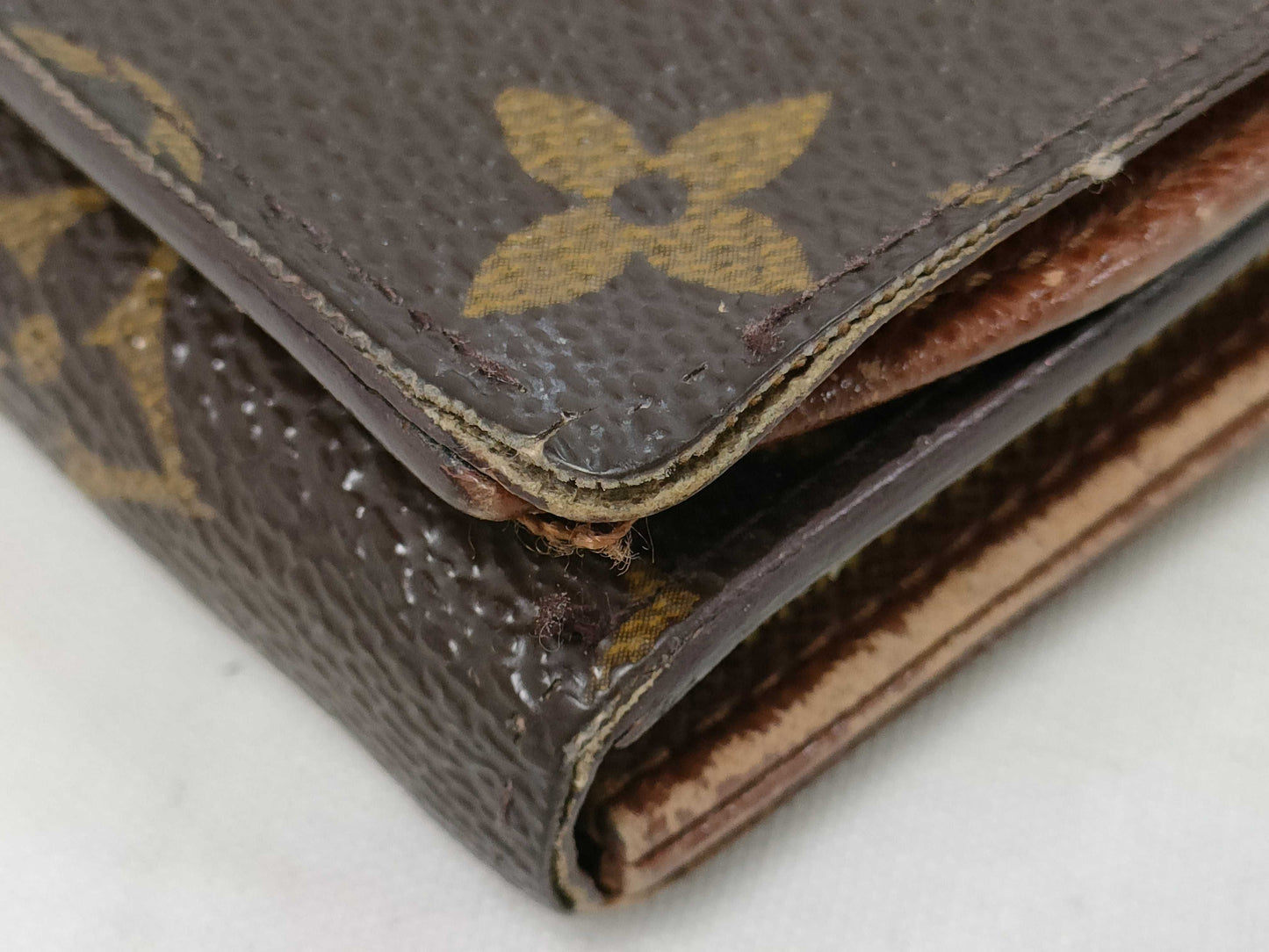 LOUIS VUITTON Monogram Wallet