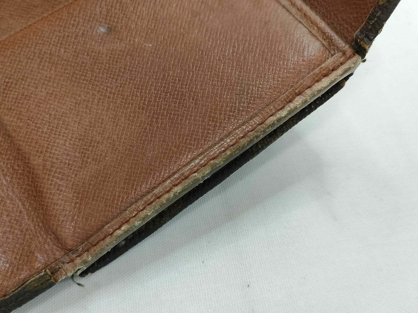 LOUIS VUITTON Monogram Wallet