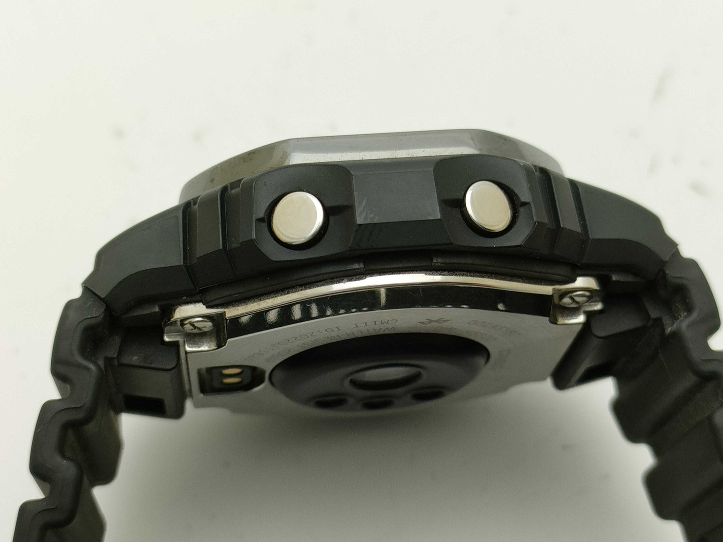 CASIO dw-h5600 Men's Watch with Accessories