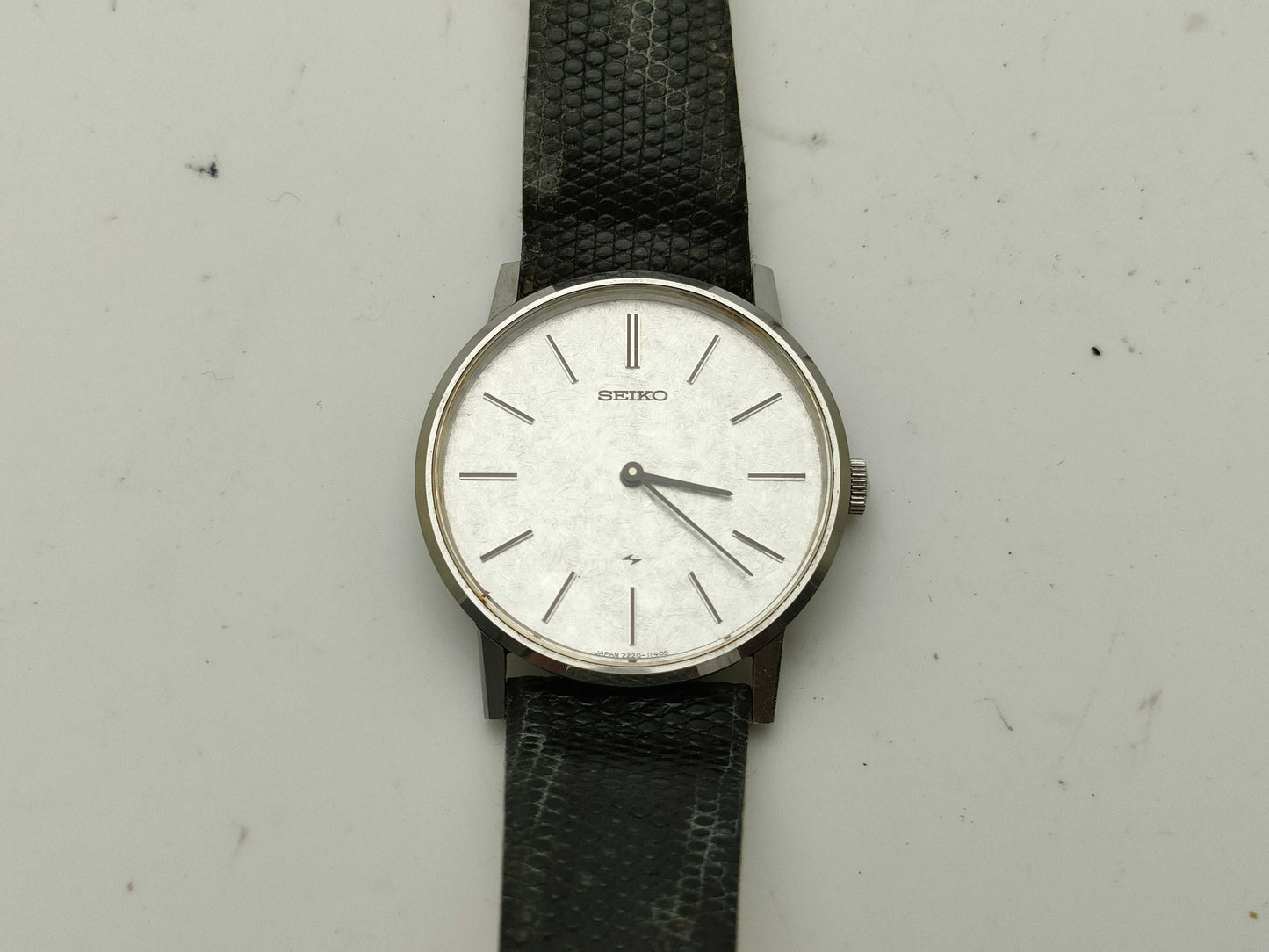 SEIKO 2220-0430 Hand-wound Working Boys' Wristwatch