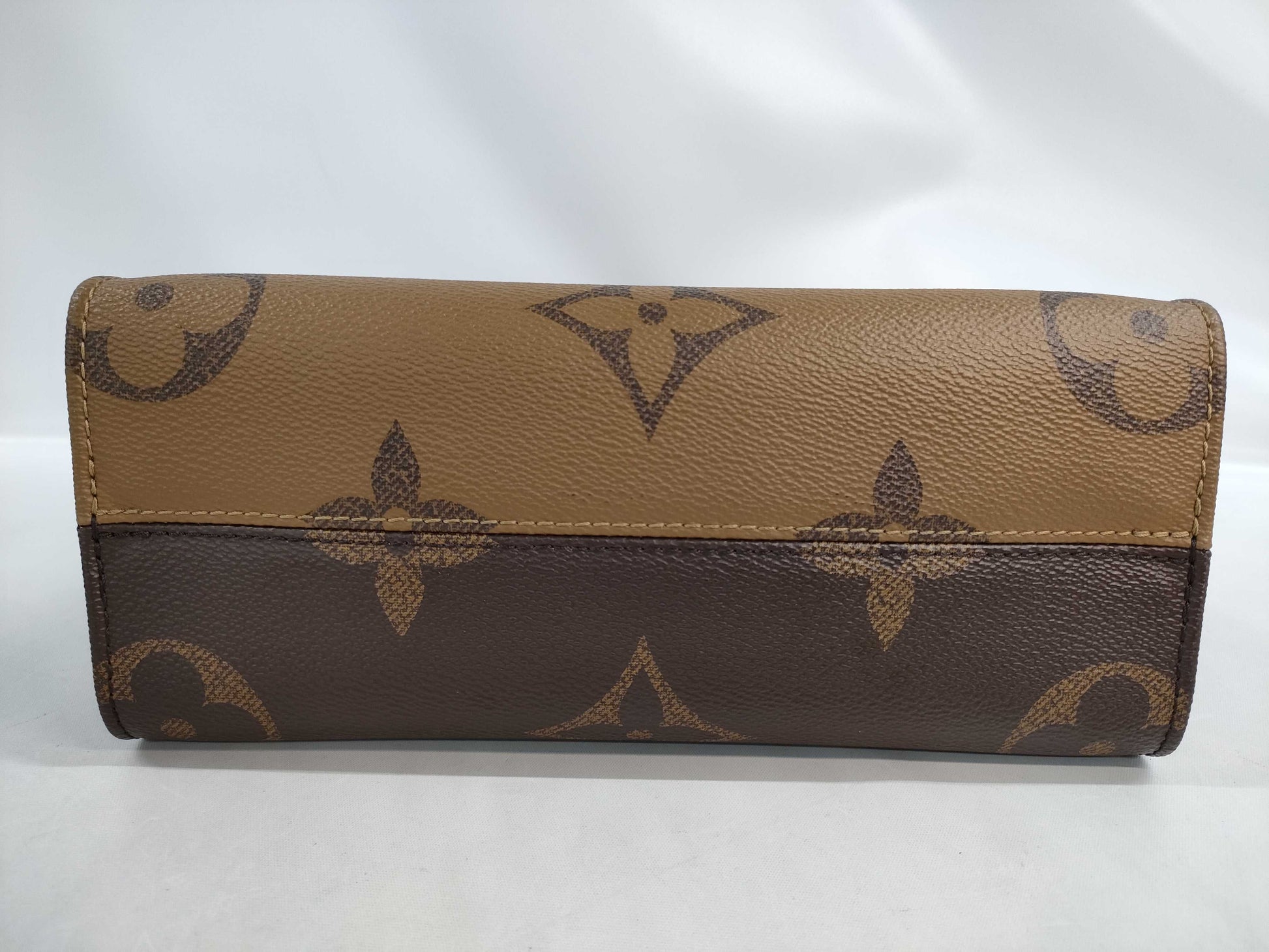 LOUIS VUITTON Monogram On the Go BB M46839 Reverse Handbag
