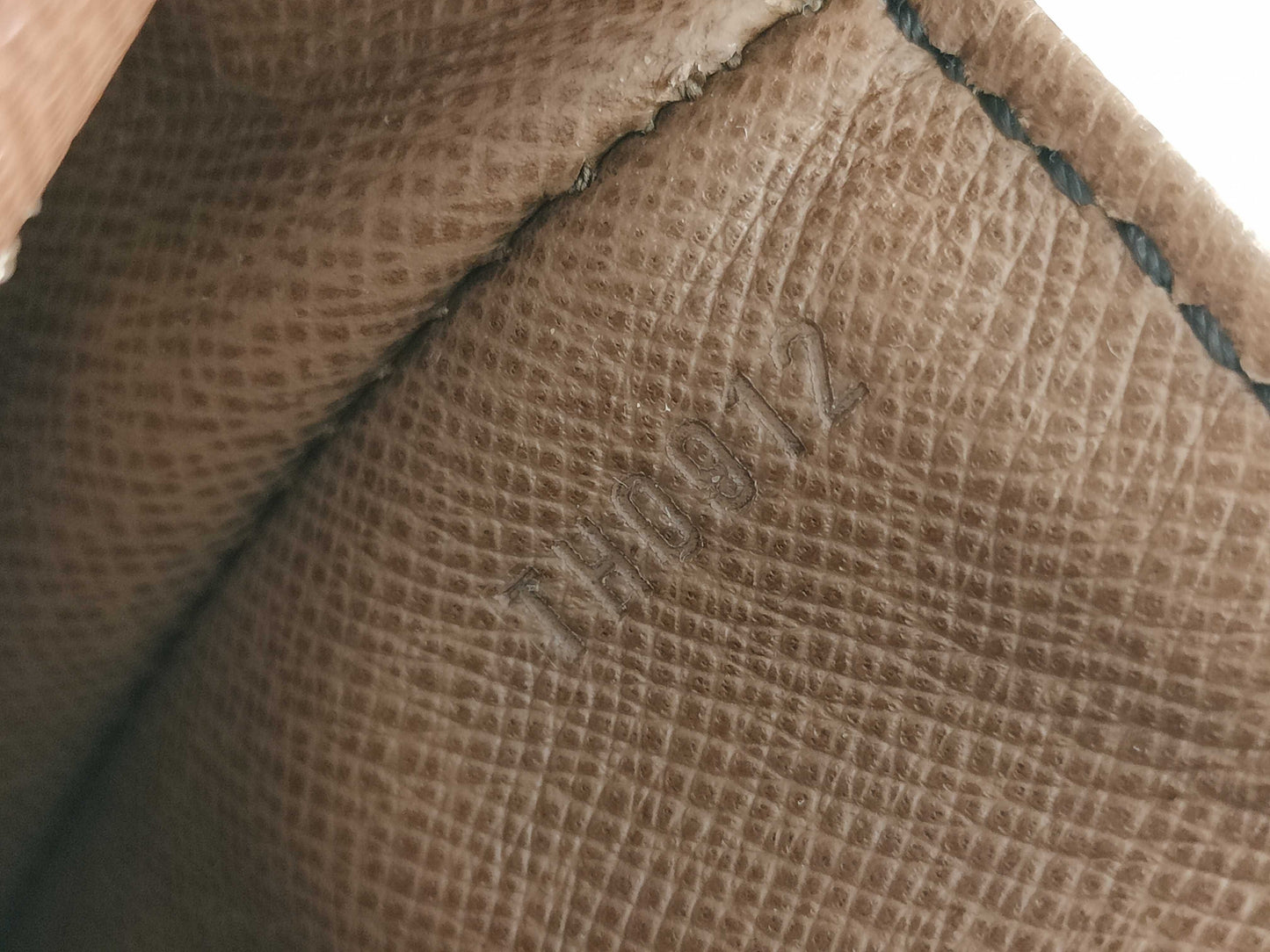 LOUIS VUITTON Monogram Saint-Cloud Shoulder Bag