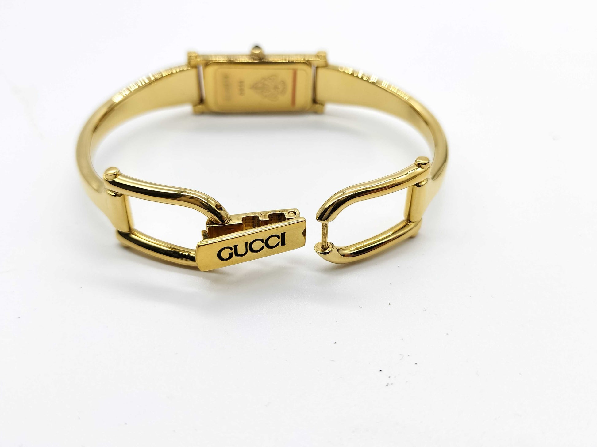 GUCCI 1500L Shell Bangle Women's Quartz Watch